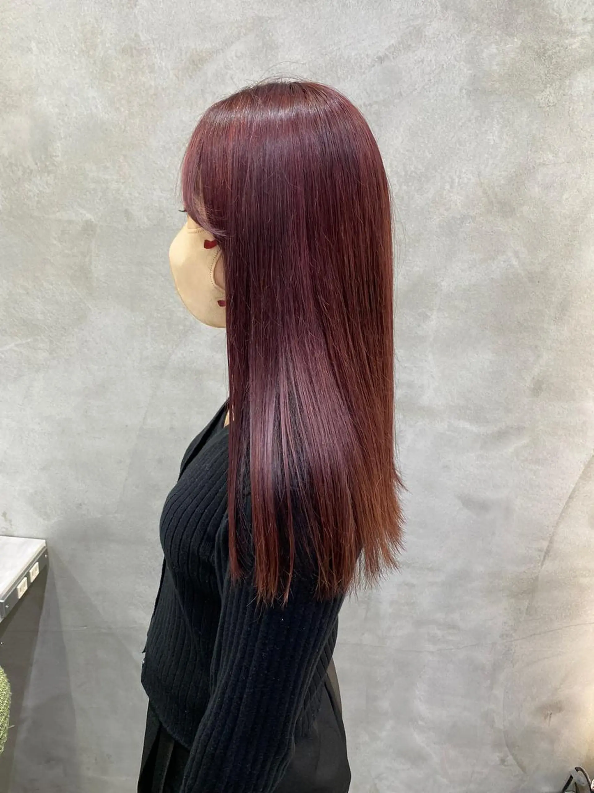 ロング カラー ブリーチ ケアブリーチ ピンクカラー カット ヘアカラー トリートメント SHICENEケイ レイヤーカット🦋のヘアスタイル