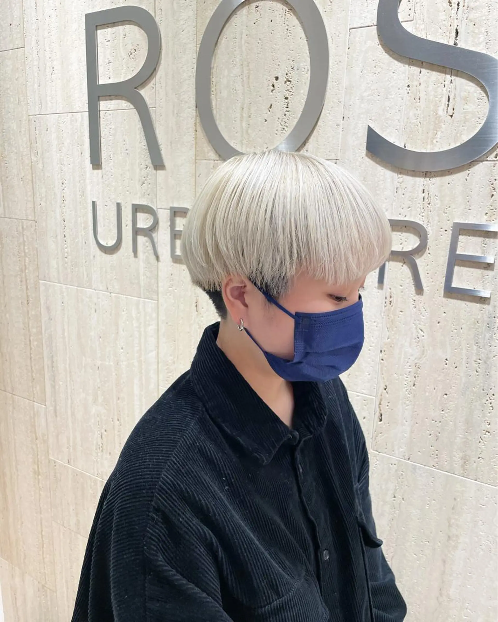 ショート カラー ベージュカラー ブリーチ ホワイトベージュ カット ヘアカラー トリートメント 高橋 芽衣のヘアスタイル