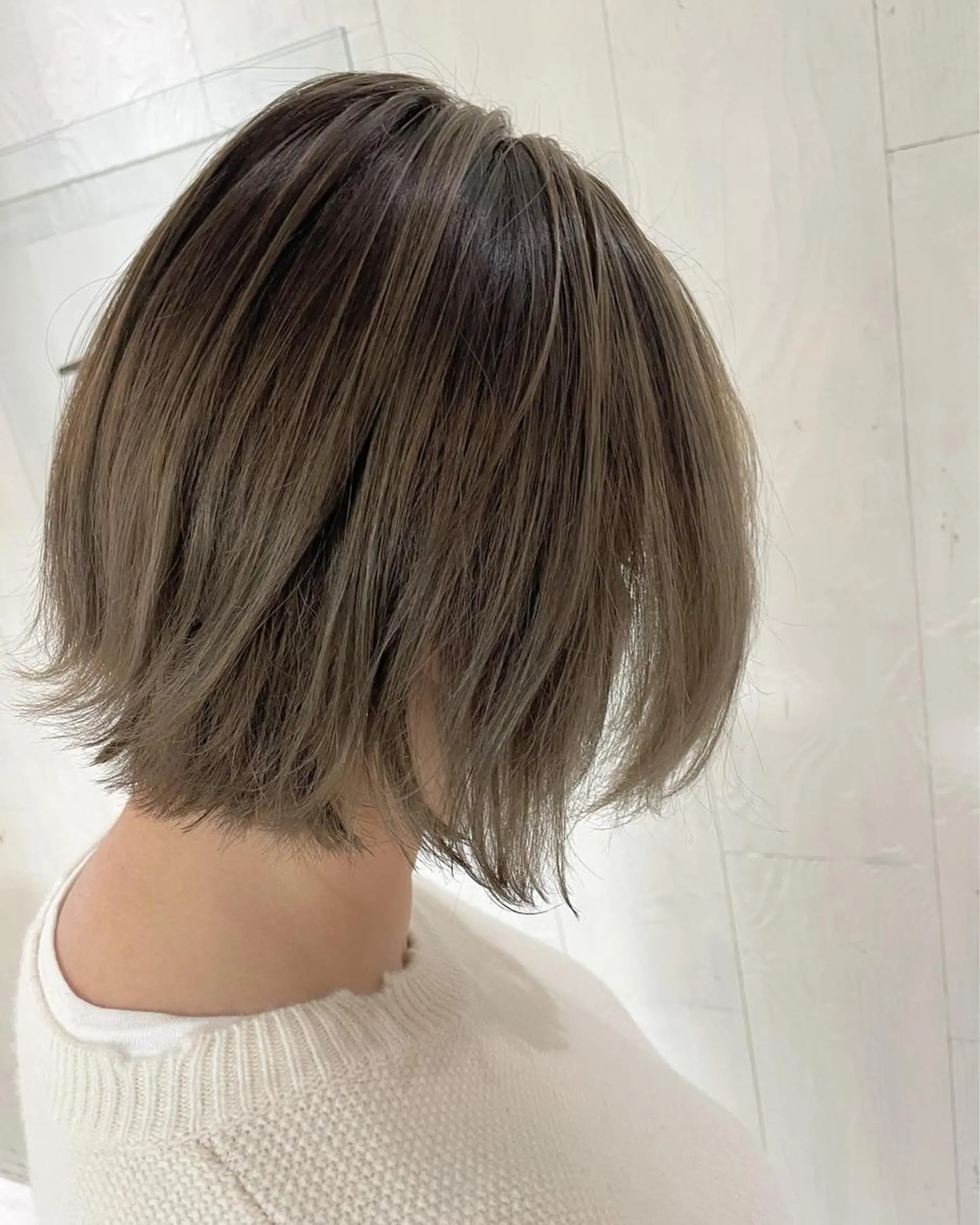 ミディアム カラー アッシュ ベージュカラー 透明感カラー ボブ 外国人風カラー ヘアカラー トリートメント 河合秀明/ショート /ボブ/レイヤーのヘアスタイル