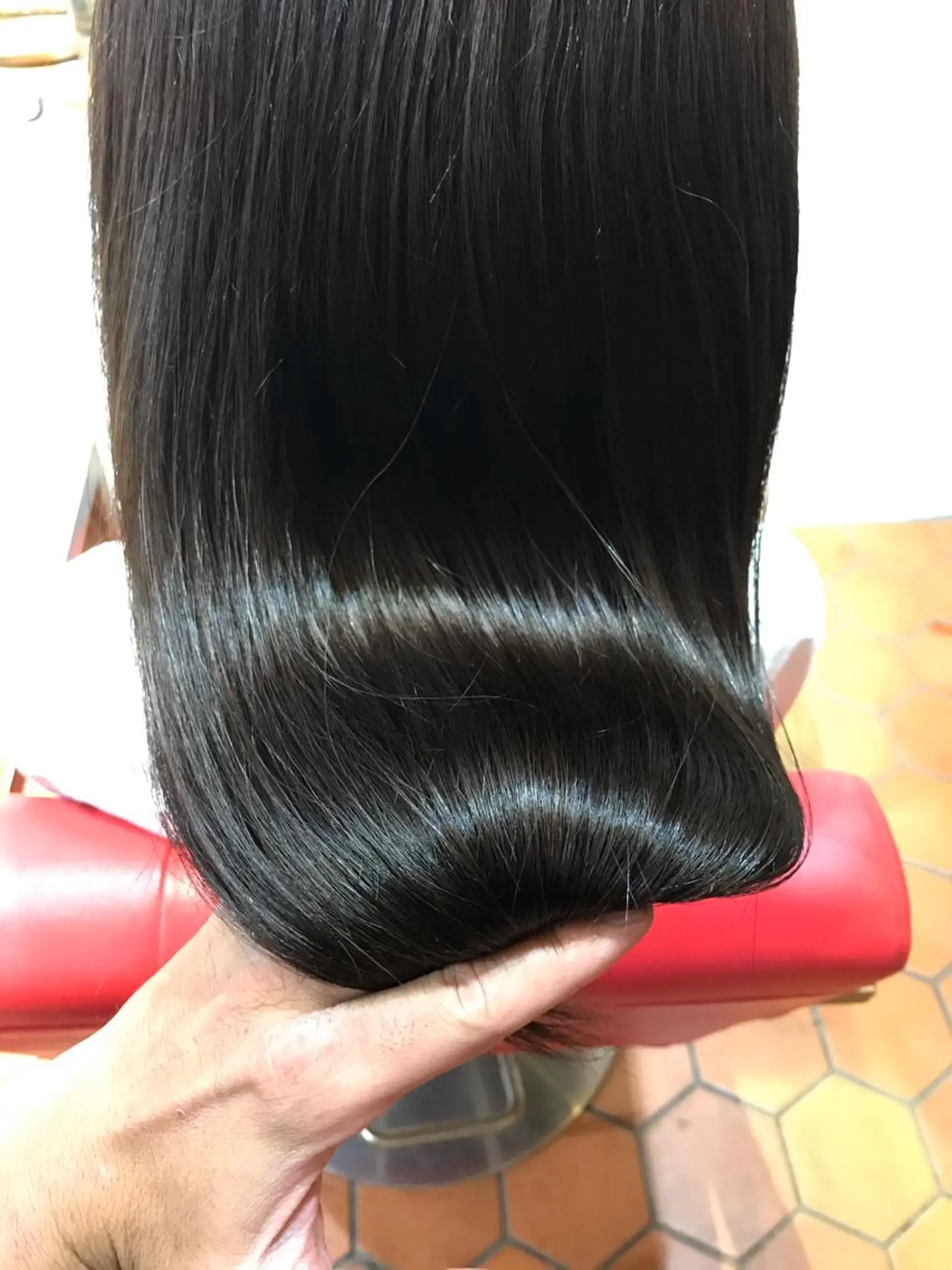 ロング 縮毛矯正 カンナヘアーメゾン所属・上西 高志のヘアスタイル
