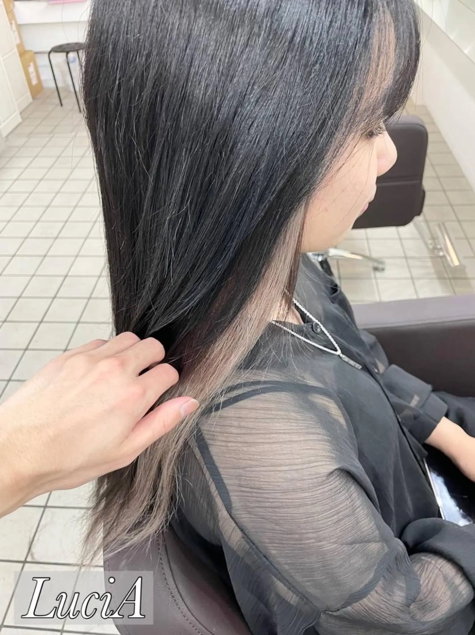 ロング カラー ヘアアレンジ ブリーチ ケアブリーチ ダブルカラー グラデーションカラー イルミナカラー LuciA/エクステ カラーのヘアスタイル