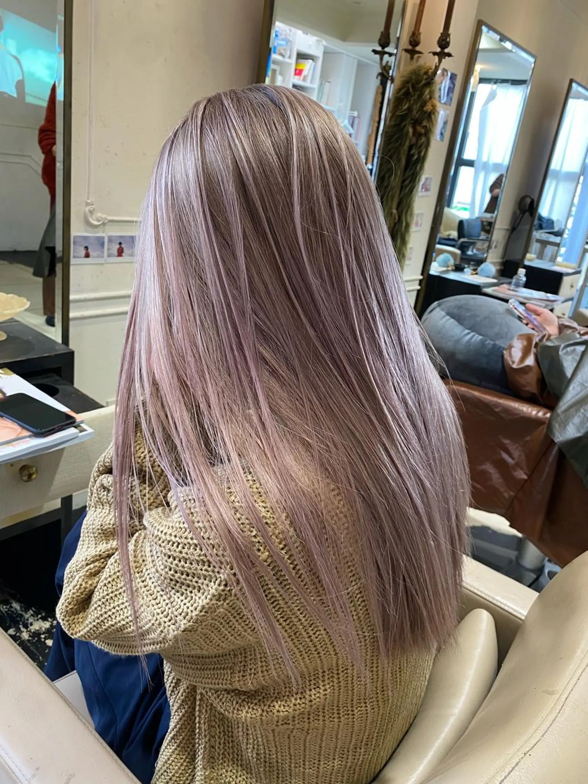 ロング カラー ブリーチ 鈴木 漱一郎のヘアスタイル