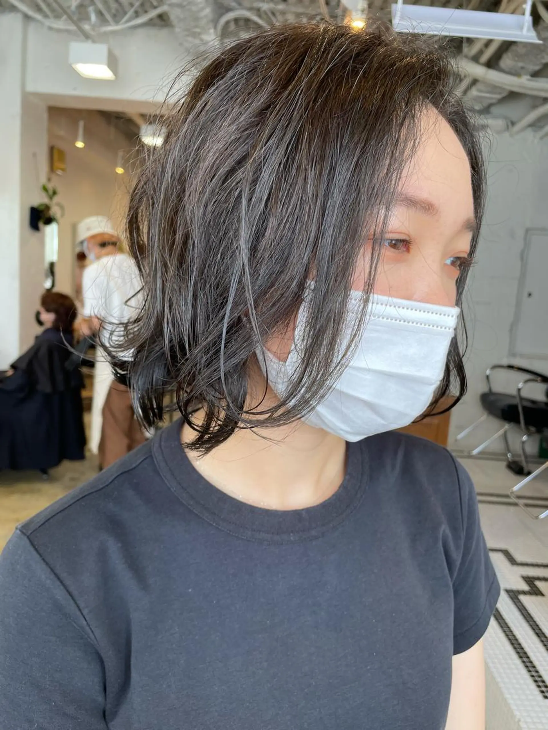 ミディアム カラー ヘアカラー トリートメント レイヤー／似合わせ TAKUYAのヘアスタイル