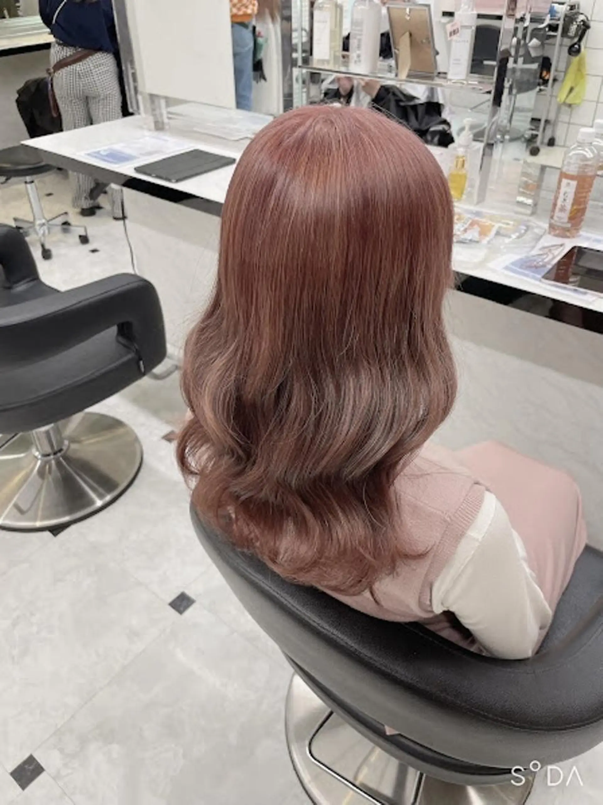 カラー 🥂UNITED公式 🥂横浜店🥂のヘアスタイル