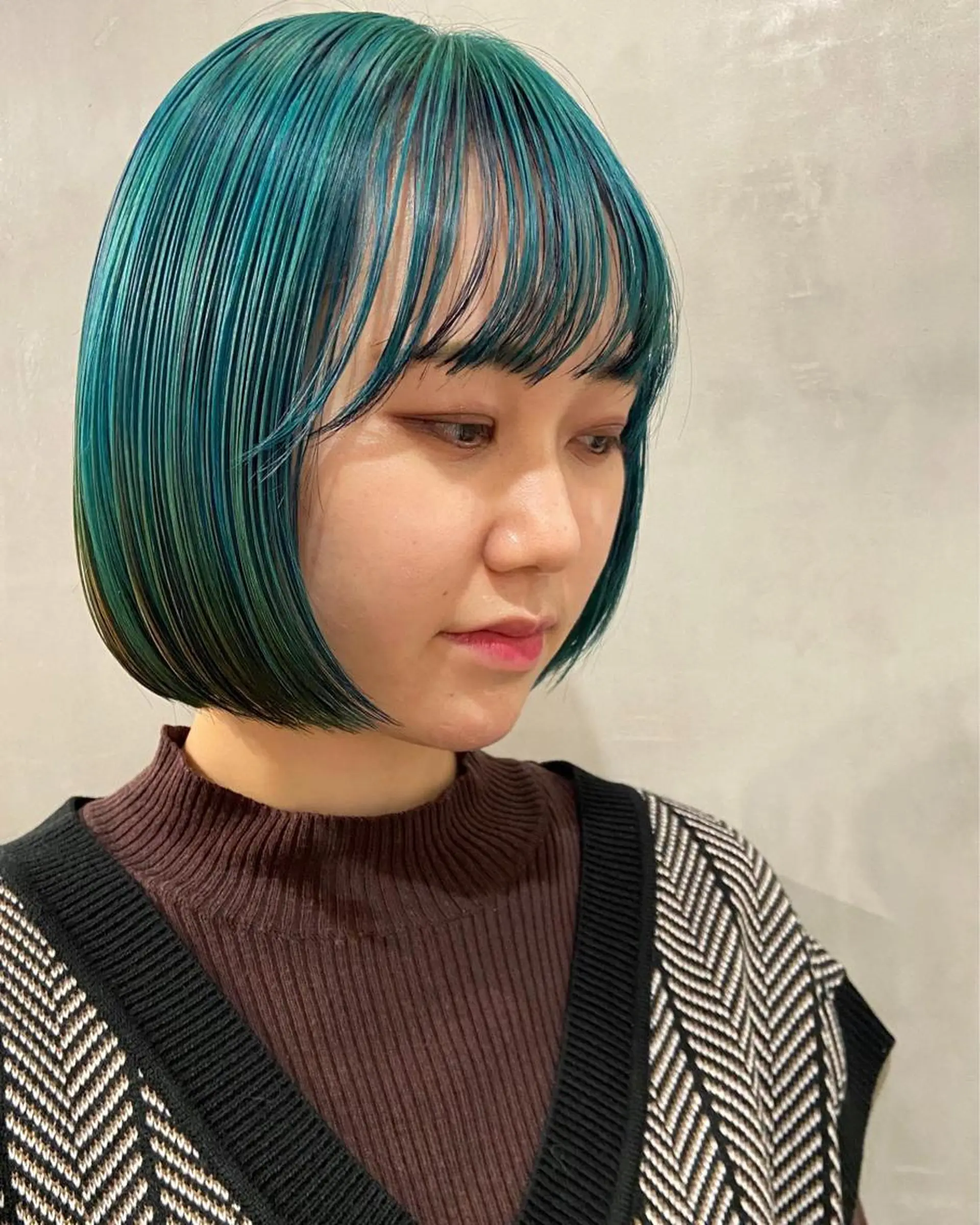 ショート カラー ネイビーカラー トリートメント 無加工で盛れる🎀 オタク特化🎀ゆうなのヘアスタイル