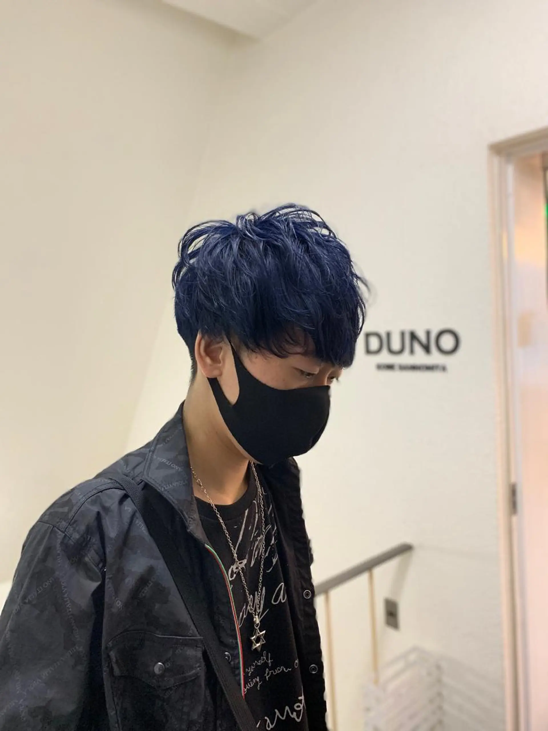 カラー メンズ マッシュ ブルーカラー ネイビーカラー 【S.BROOM】 店長　西川徹のヘアスタイル