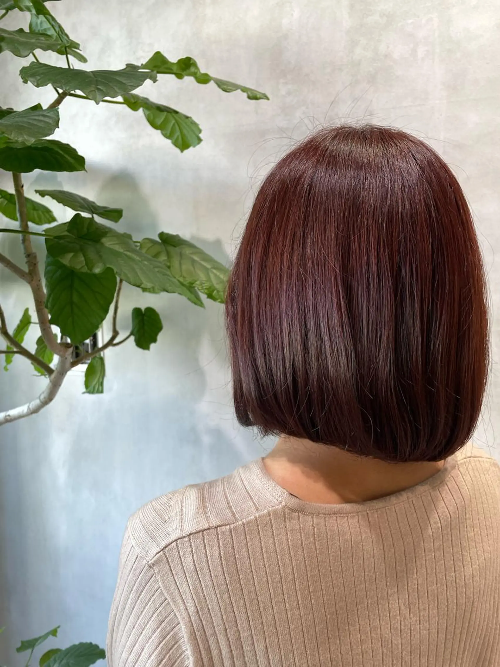 ミディアム カラー 濱野 玲奈のヘアスタイル