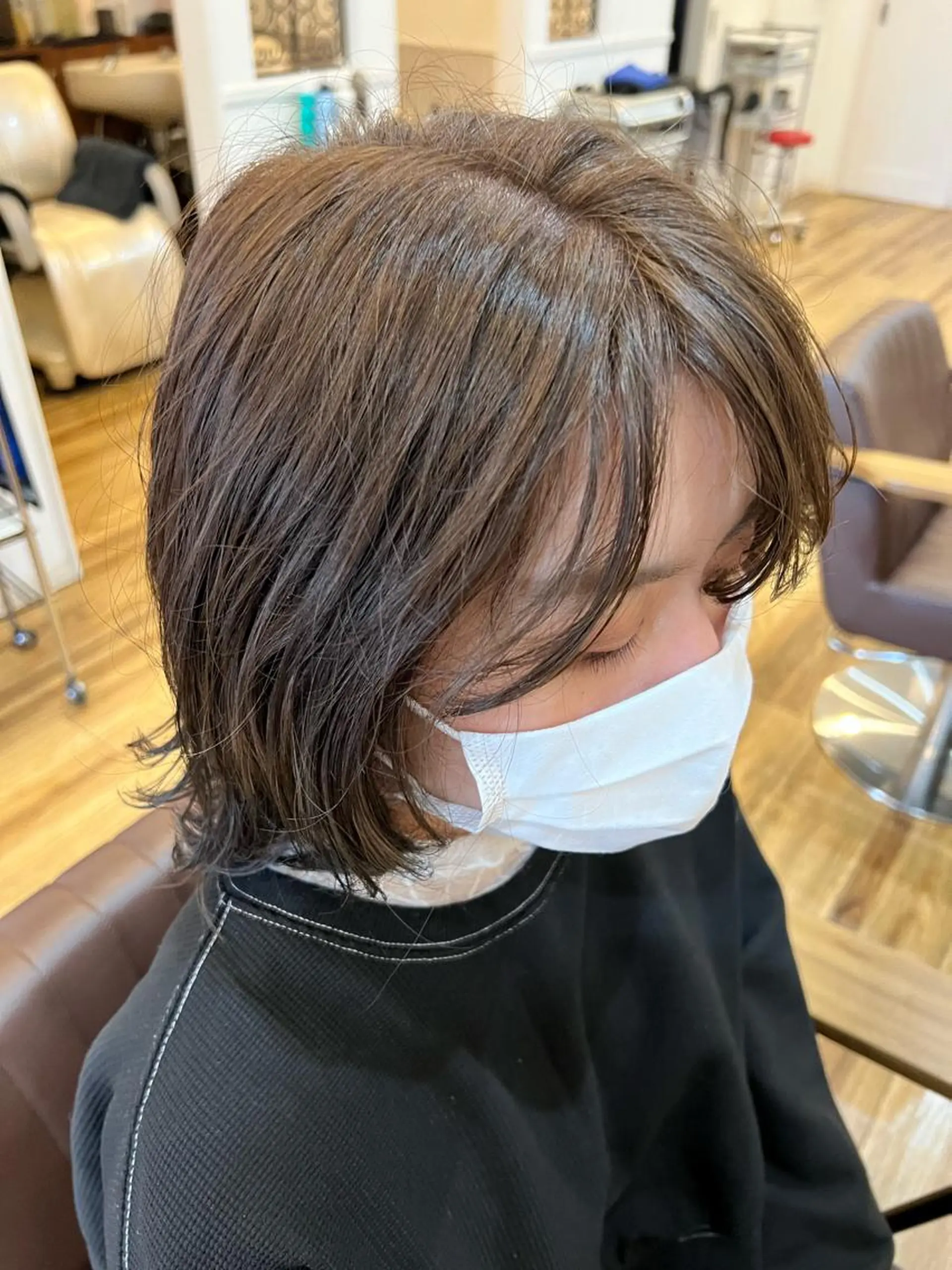 ミディアム カラー アッシュ アッシュブラウン ブラウンカラー 美容室Class所属・🐰ハイトーンカラー 畠山　渡🐰のヘアスタイル