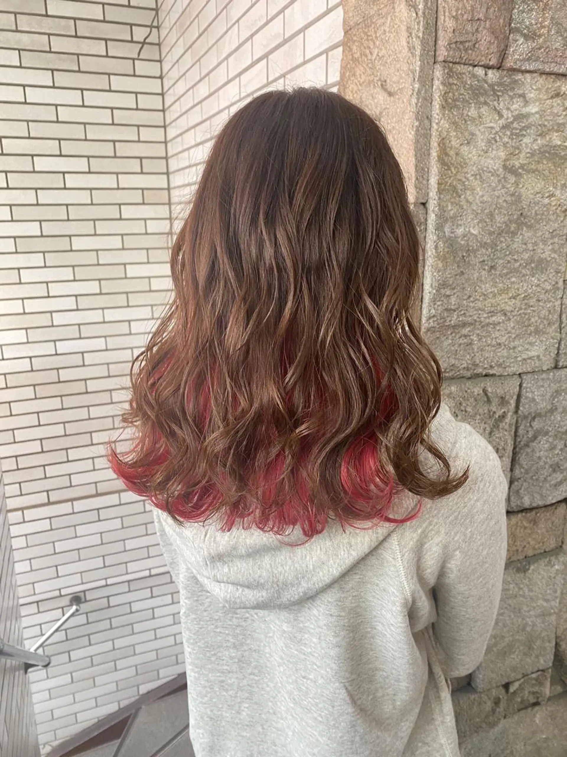セミロング カラー アッシュ ベージュカラー ピンクカラー ヘアカラー トリートメント 【PRIMAL】萩原 凌のヘアスタイル