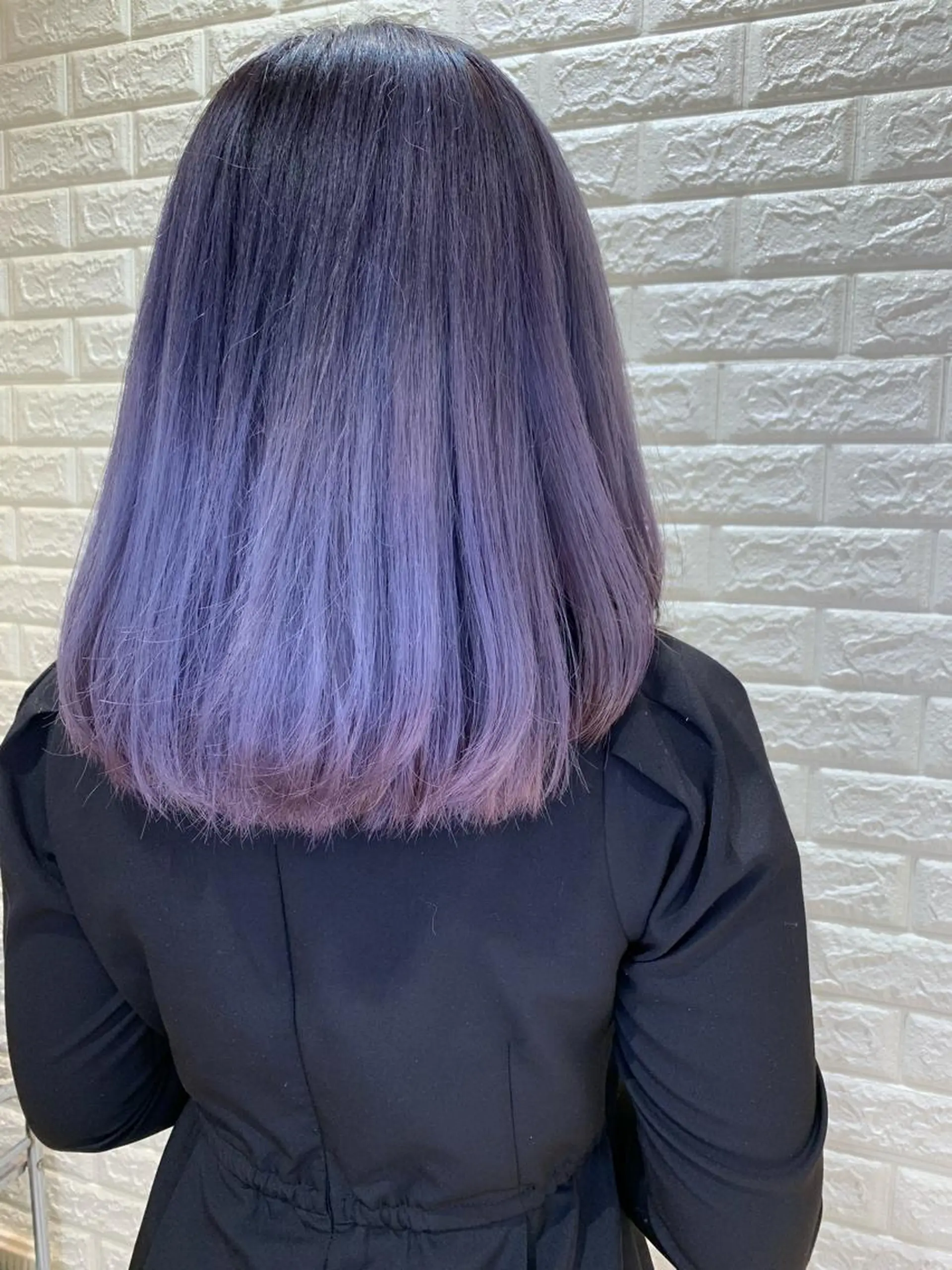 セミロング パープルカラー 前原 正弥のヘアスタイル