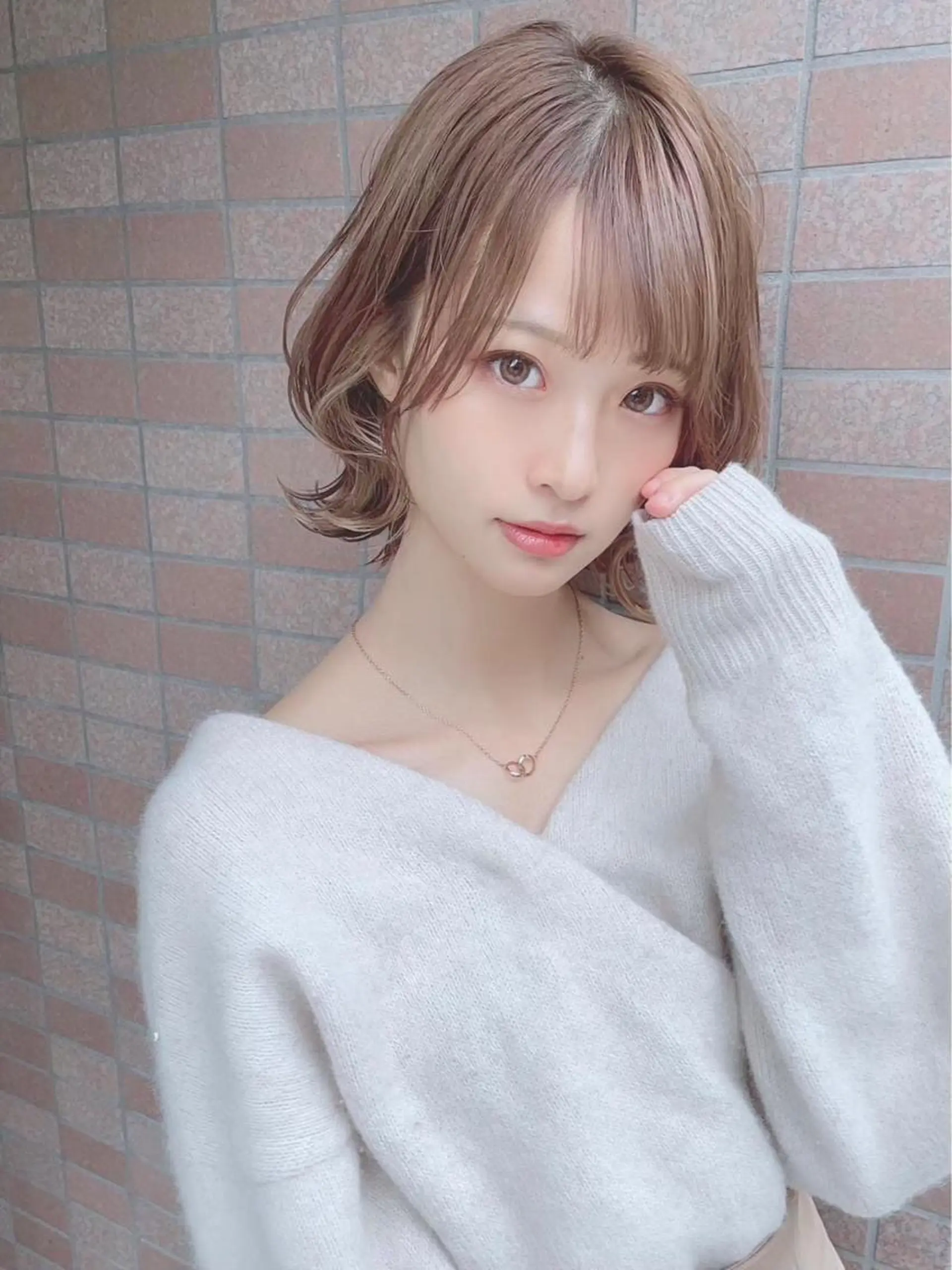 セミロング カラー パーマ ヘアアレンジ 公式 Ease by amble luxeのヘアスタイル
