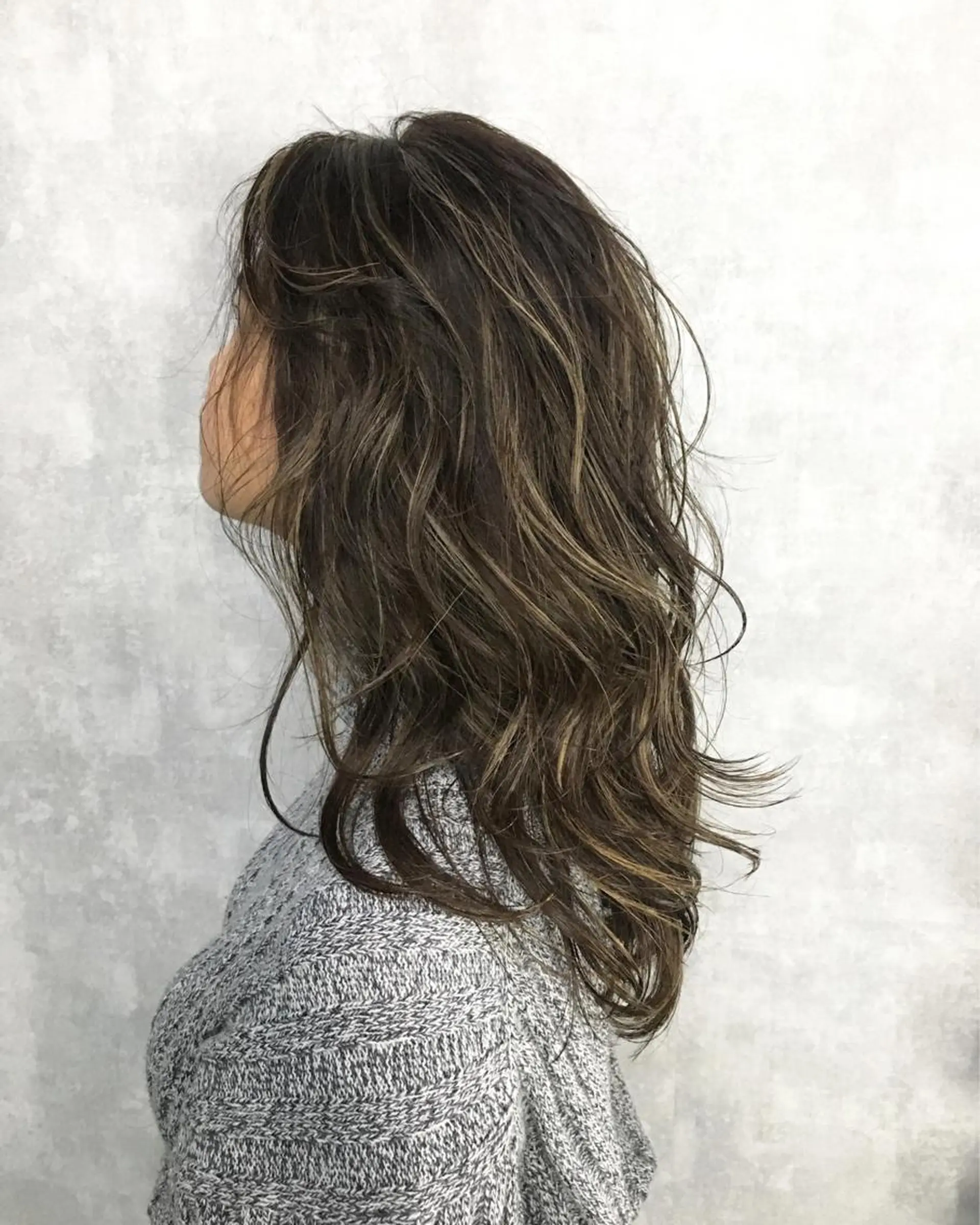 ロング カラー レイヤーカット BLend 渋谷のヘアスタイル