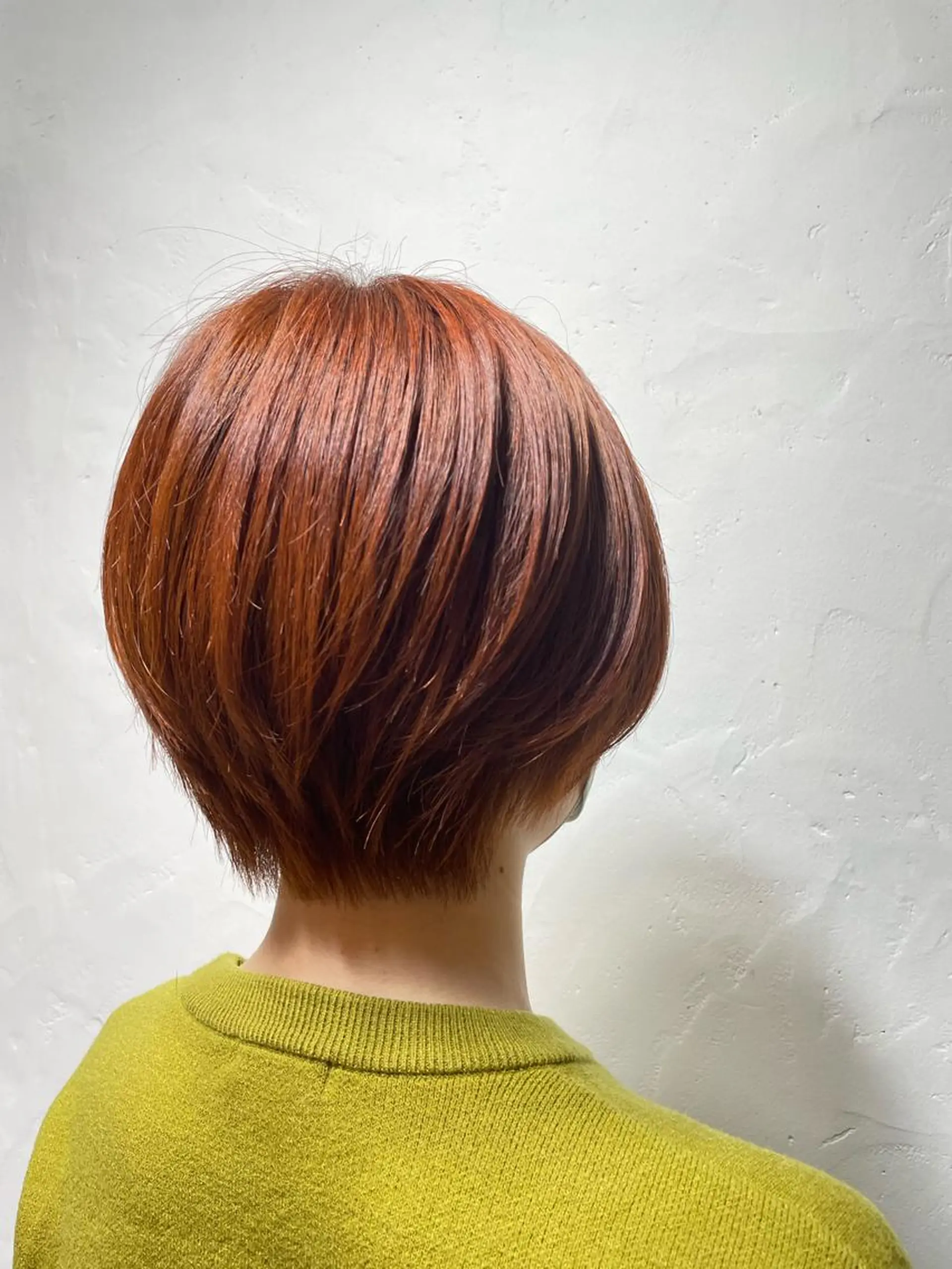 ショート カラー ブラウンカラー オレンジ オレンジブラウン hair living Liko池袋東口店所属・✨透明感カラー🌱 上村　舜のヘアスタイル