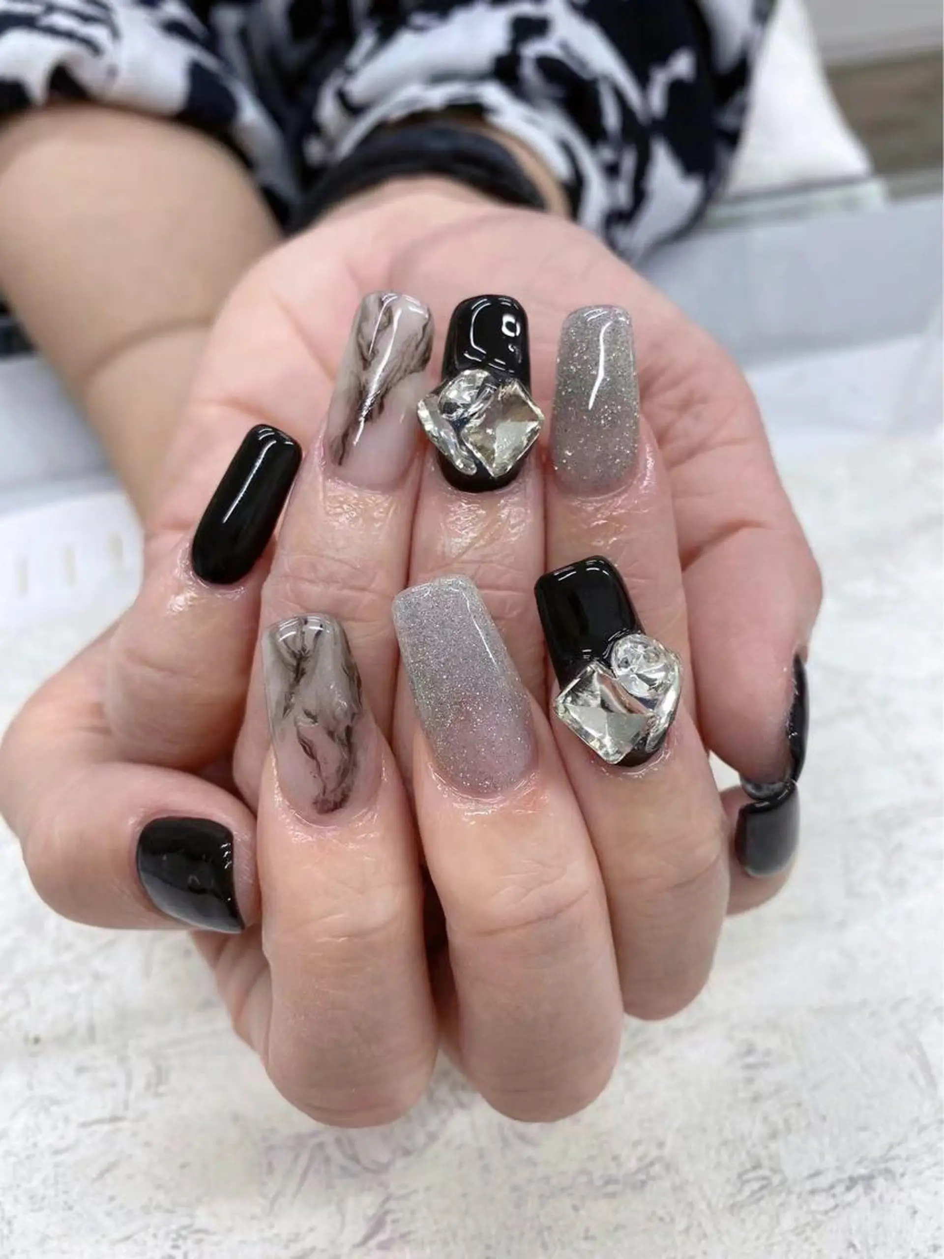 ネイル 長さ出し スカルプネイル Romine アイラッシュ&ネイルのマツエク・マツパデザイン