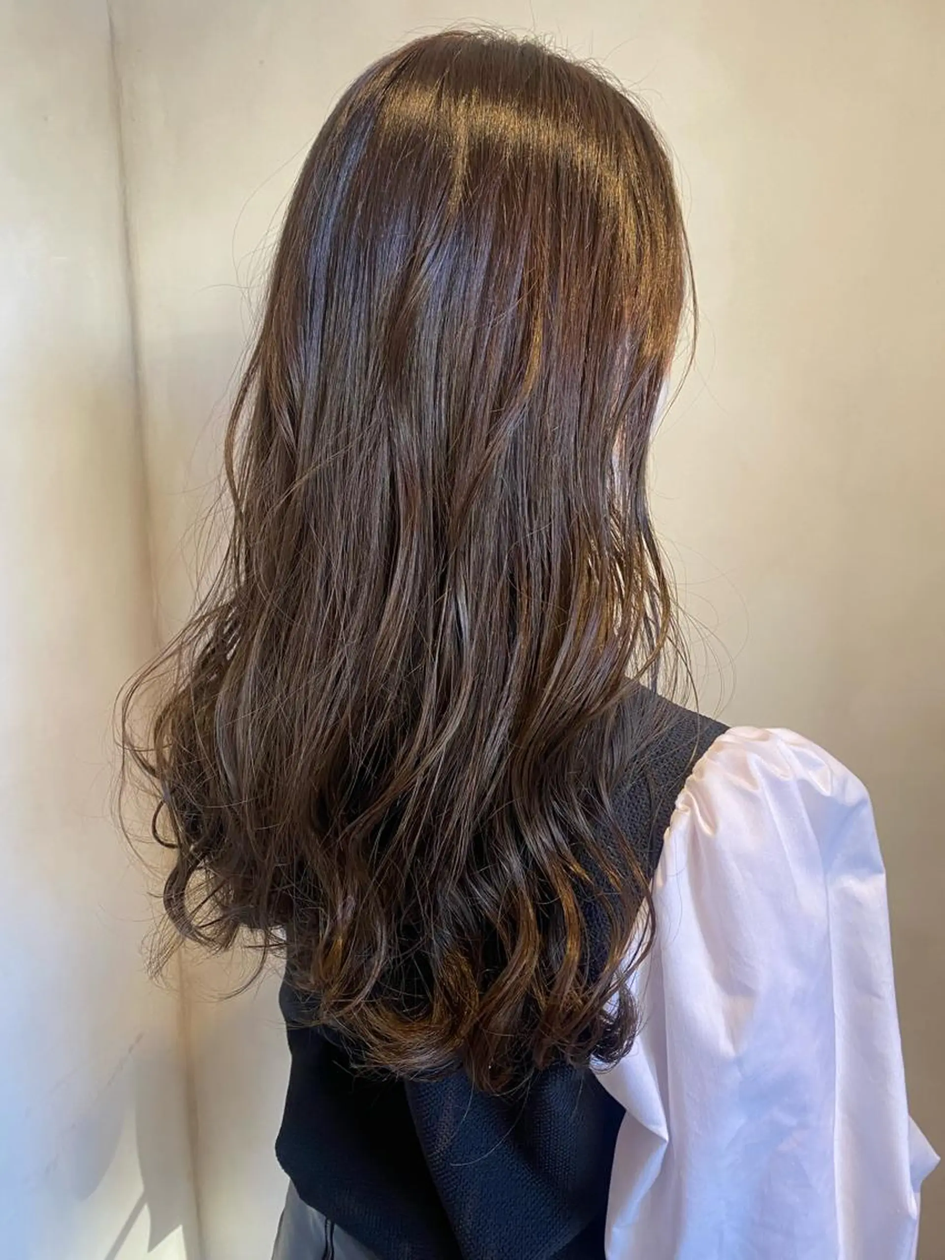 ロング カラー グレージュ オリーブグレージュ オリーブグレー カット ヘアカラー トリートメント 綱島店🦋店長🦋 ほんさわ みずきのヘアスタイル
