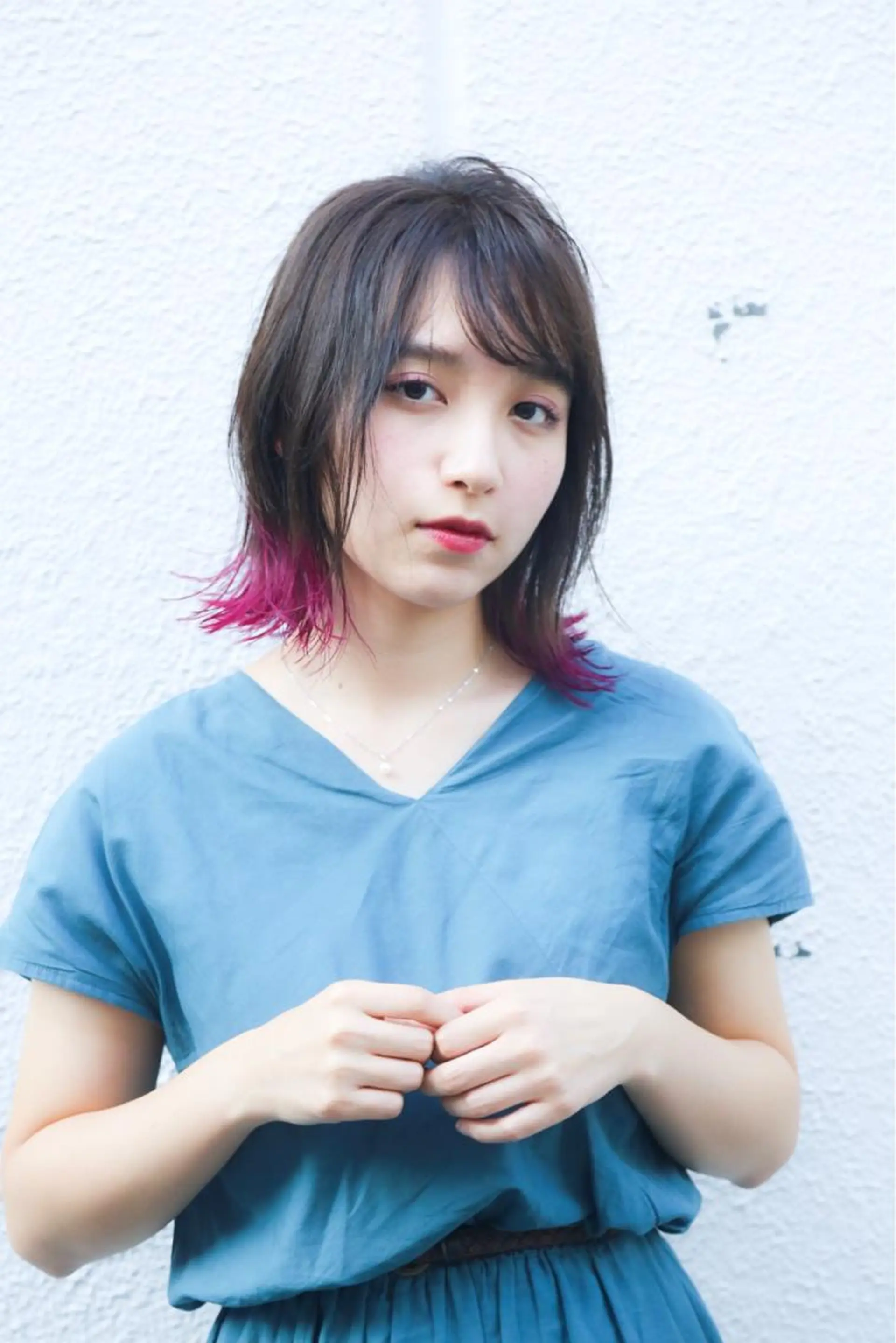 ミディアム カット ヘアカラー トリートメント オーストヘアージジ所属・TAI透明カラー 柔らかい縮毛矯正のヘアスタイル