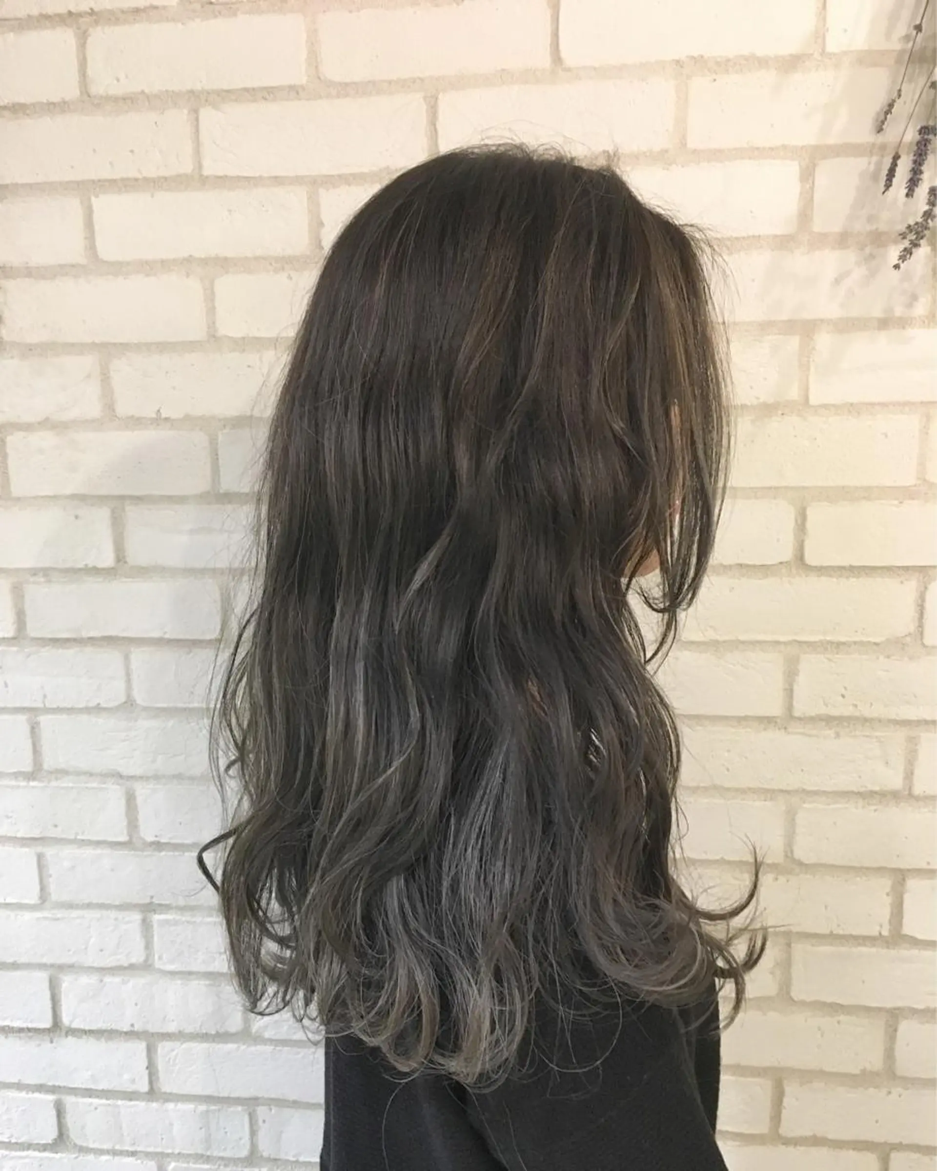 ロング カラー グラデーションカラー ハイライトカラー ハイライト GO TODAY シェアサロン 新宿Aura店所属・佐藤 高徳のヘアスタイル