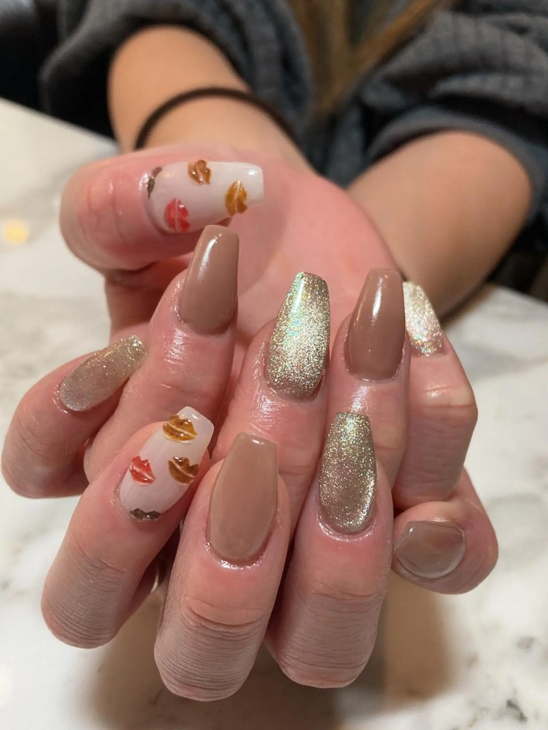 セミロング ハンドネイル ハンドケア kii nailsのネイルデザイン