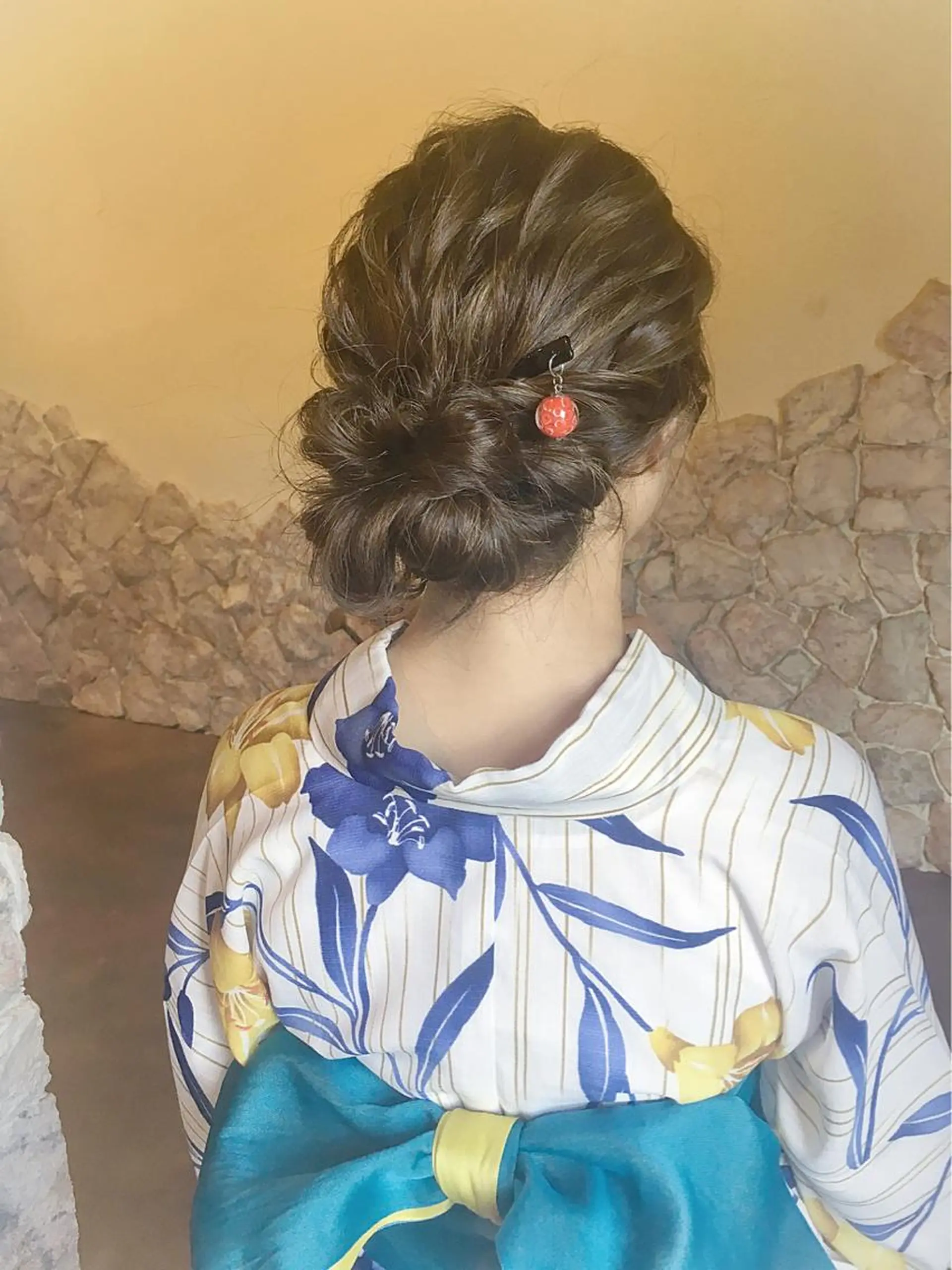 ロング カラー ヘアアレンジ お団子ヘア 浴衣 ヘアセット EMANON天神所属・Hitomi Ezakiのヘアスタイル