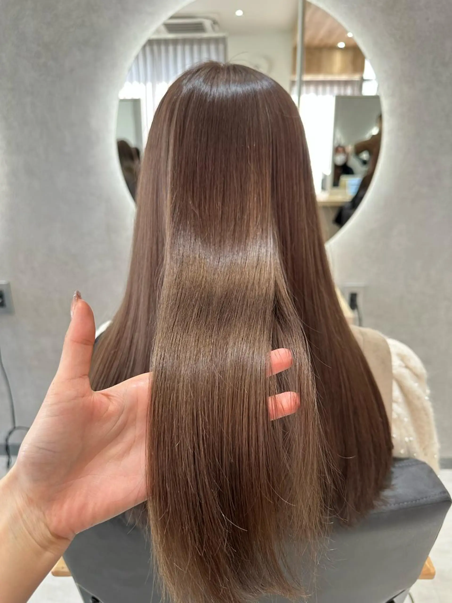 セミロング カラー カット ヘアカラー トリートメント 韓国ヘア顔周りカット 艶髪ベージュtamaのヘアスタイル