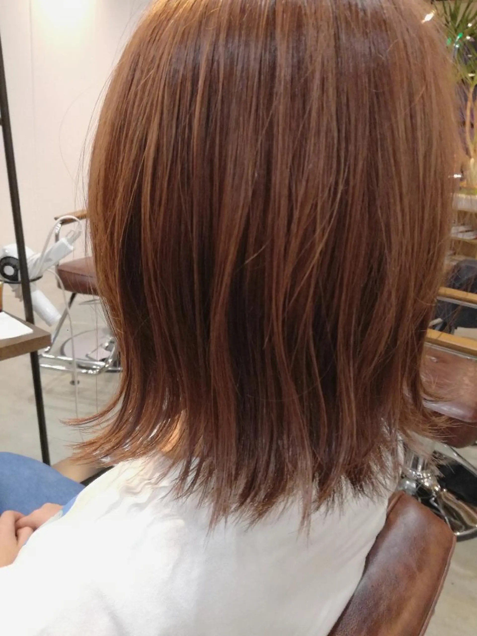 ショート カラー パーマ ヘアアレンジ ネイル キッズ メンズ マツエク・マツパ 外ハネヘア 中津No.1髪質改善 店長✨透ける暗髪のヘアスタイル