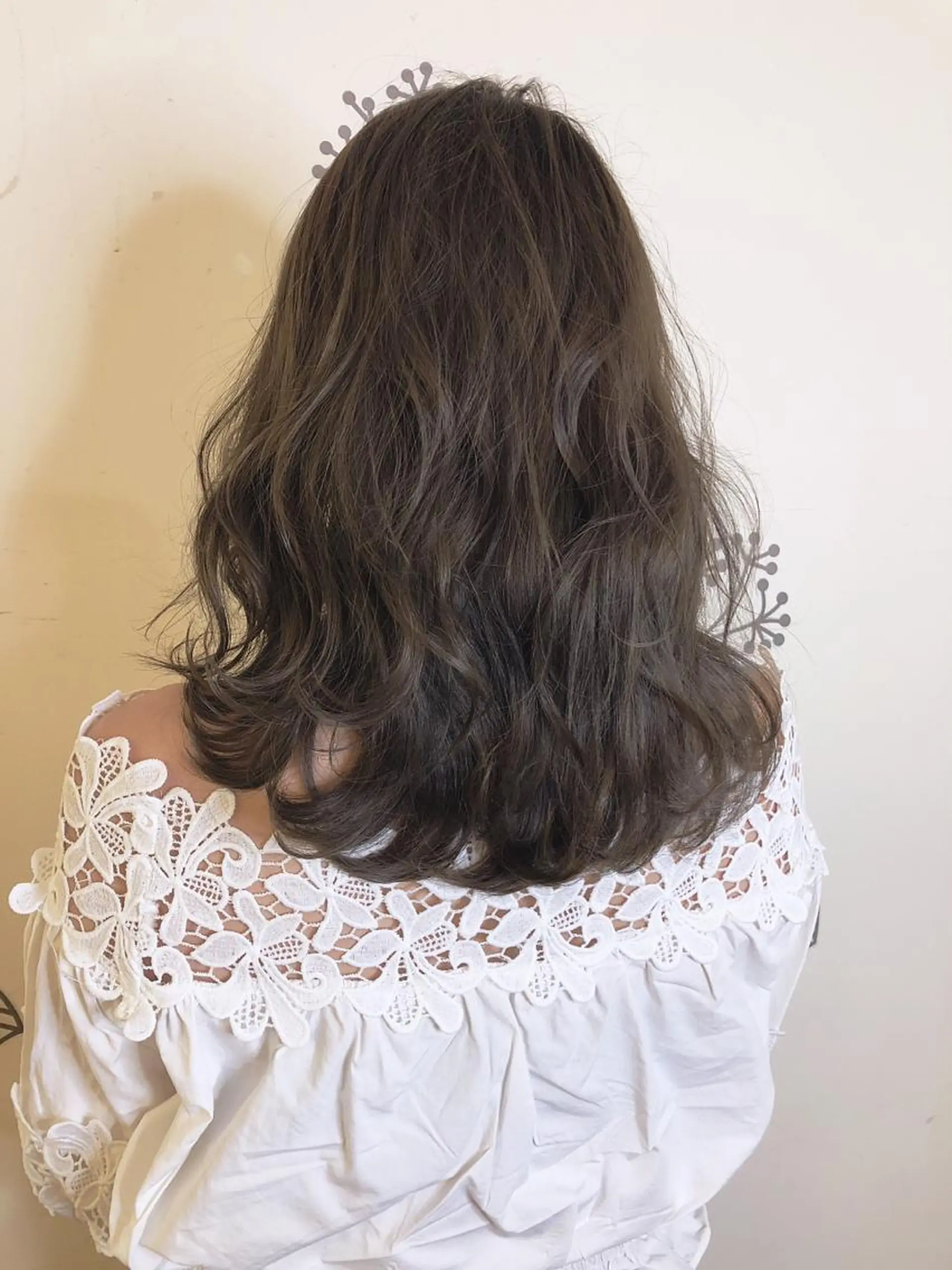 セミロング カラー omocha hair salon所属・大嶋 伸吾のヘアスタイル