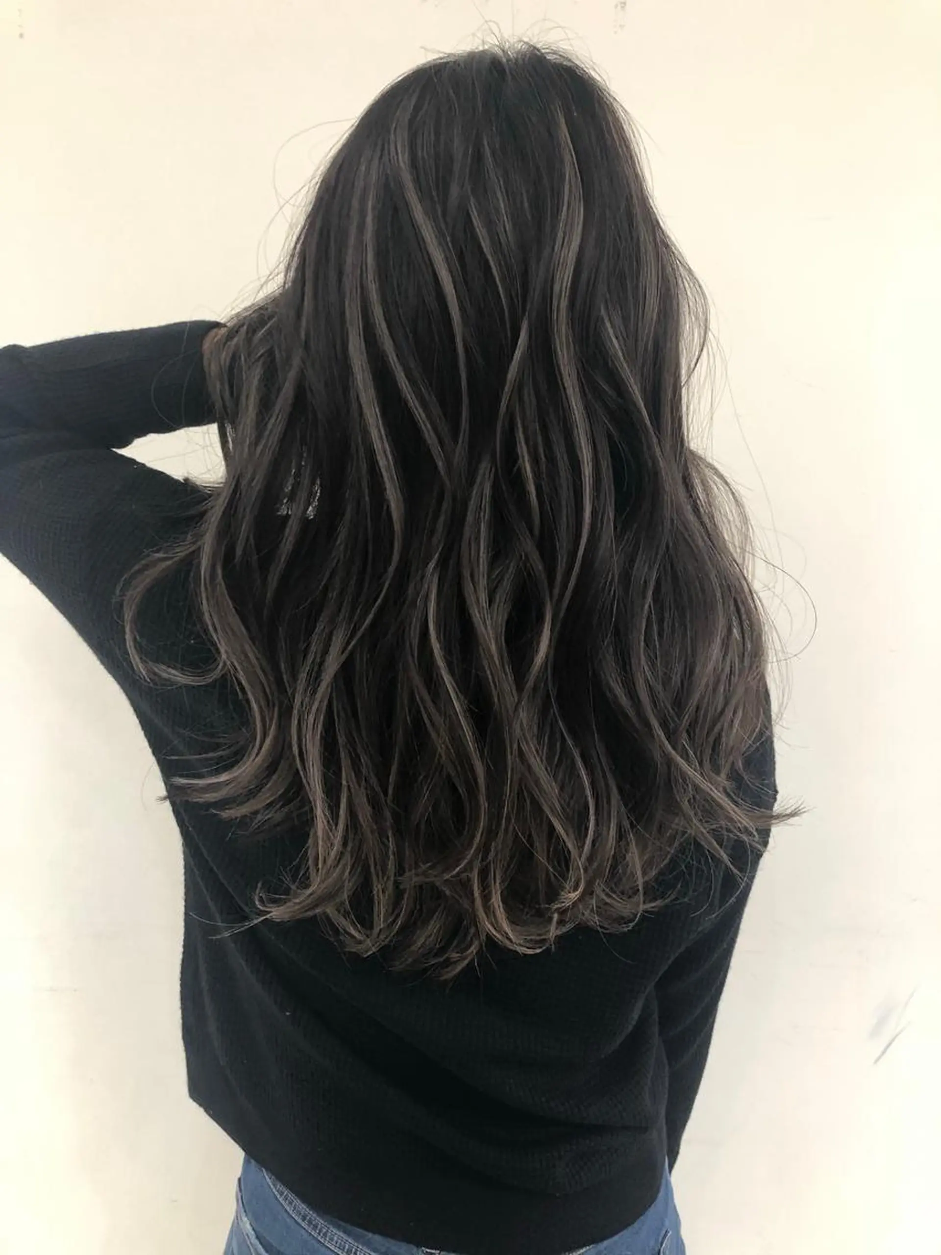 セミロング カラー ハイライトカラー ハイライト ALLEY MARKET所属・アリーマーケット 小林将士のヘアスタイル