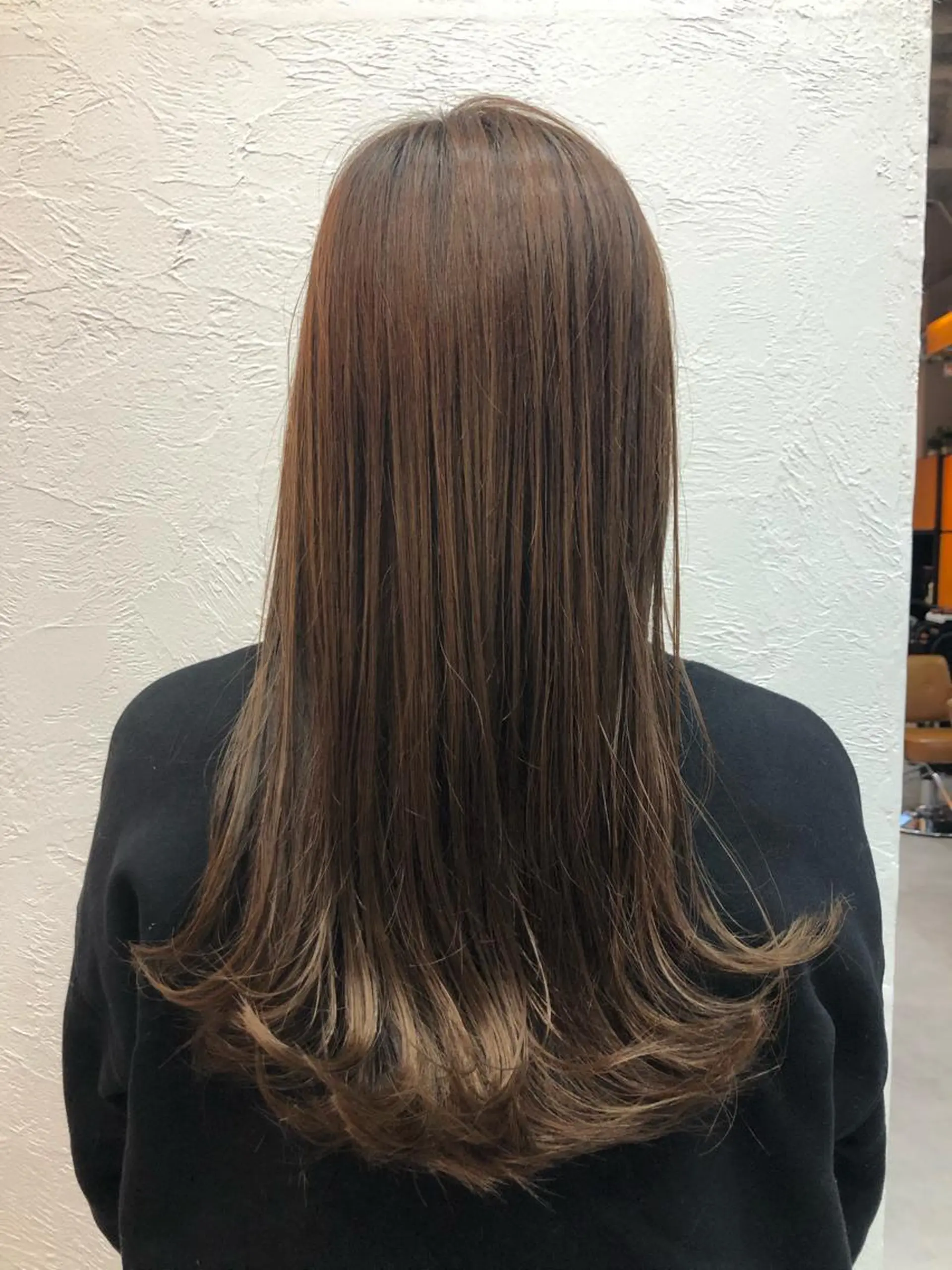 ロング カラー 脇谷 拓弥のヘアスタイル