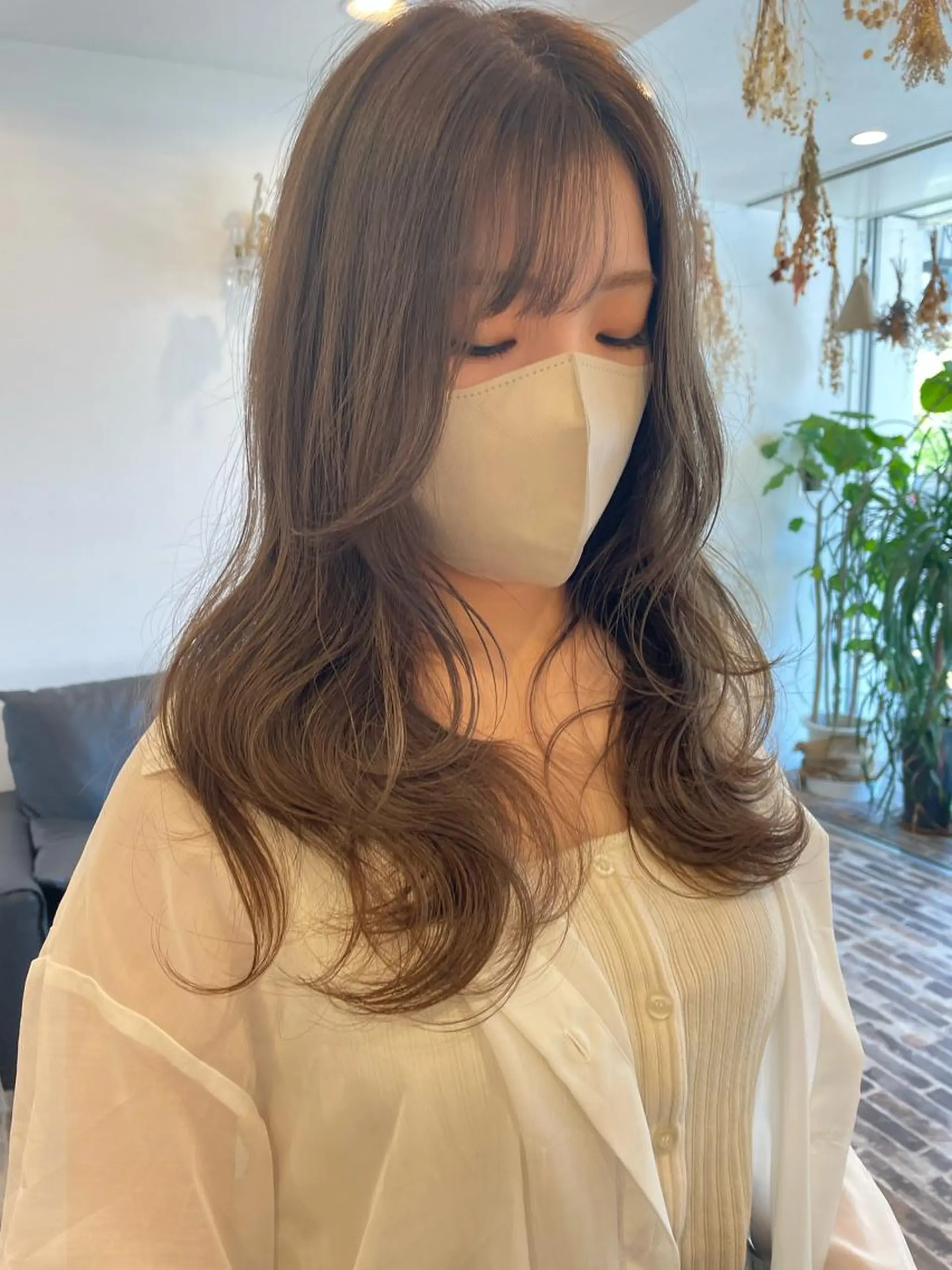 ロング カラー ベージュカラー 透明感カラー レイヤーカット ヘアカラー m ā l o.🌷 サカモトマイコのヘアスタイル