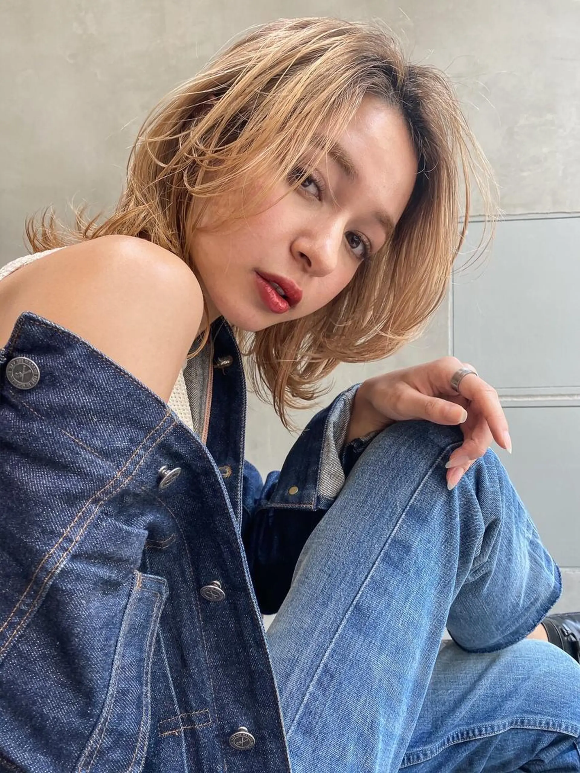 ミディアム カラー ヘアアレンジ ミディアムパーマ アクアカラー ダブルカラー グラデーションカラー ハイライトカラー 💝髪質改善💝_ chlom🌸春🌸のヘアスタイル