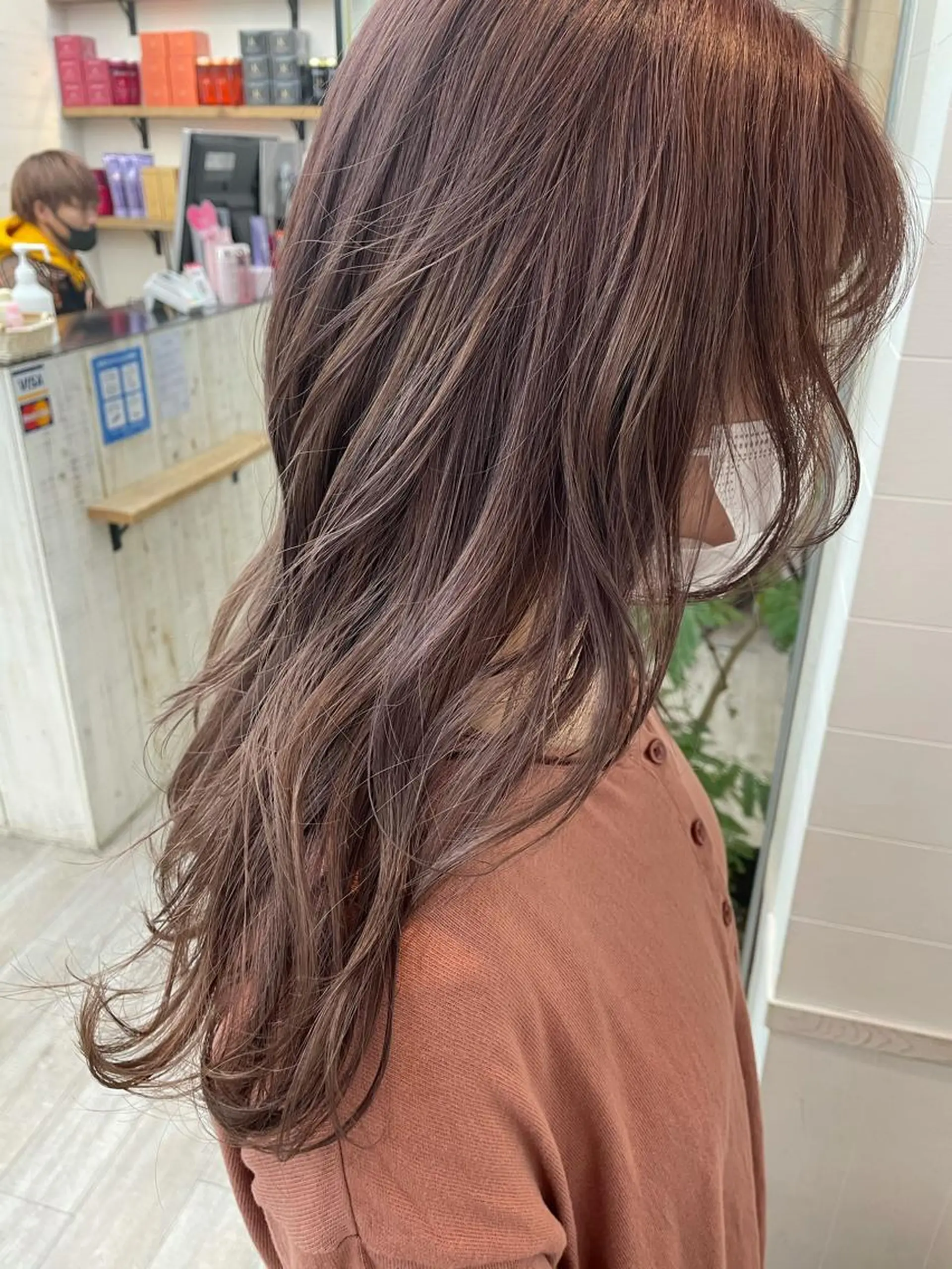ロング カラー ヘアカラー トリートメント 前髪顔周り✂️店長 ❤️アマミヤ❤️のヘアスタイル