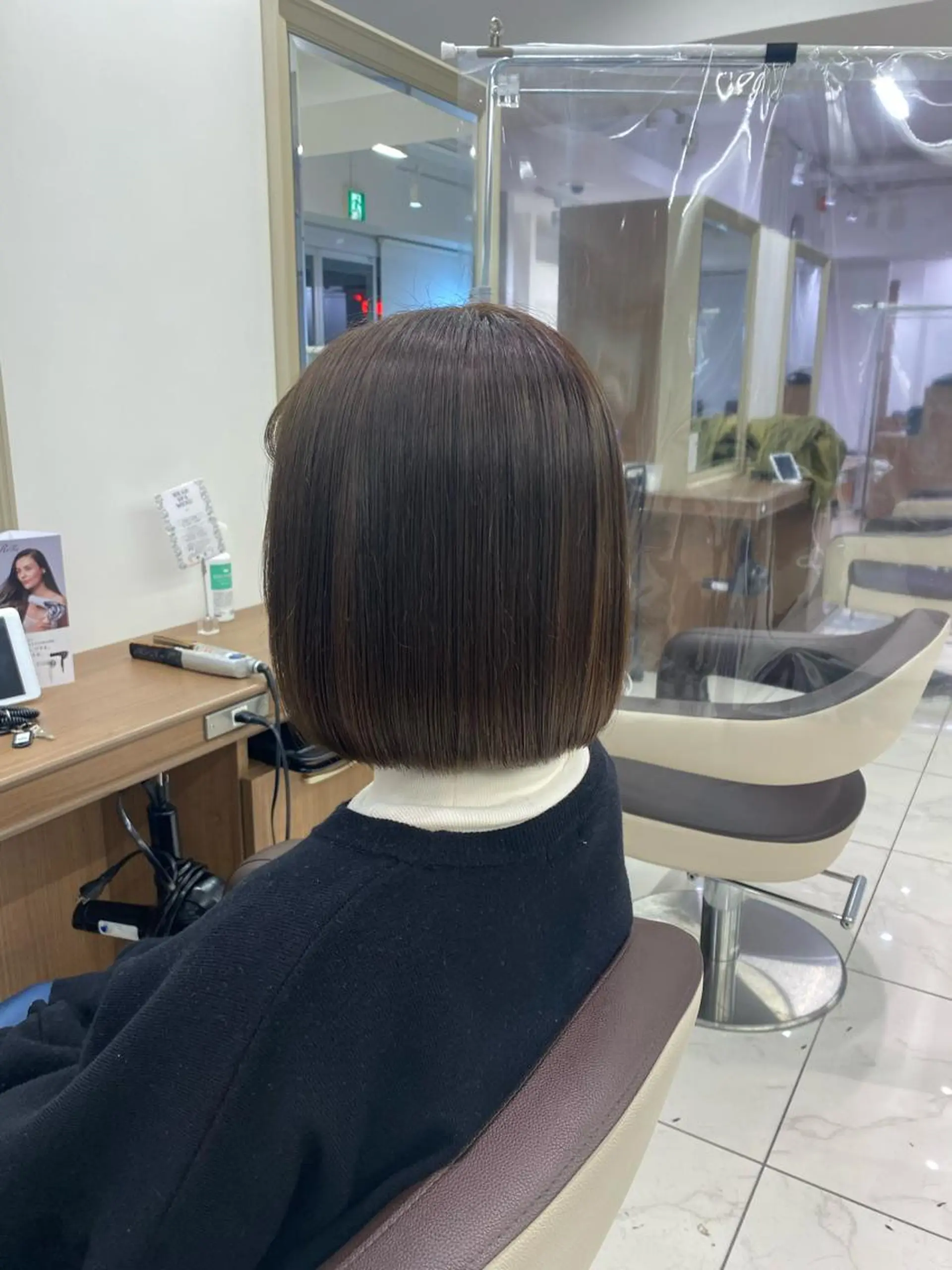 ミディアム カラー 透明感カラー ボブ カット ヘアカラー トリートメント 長妻莉央/縮毛矯正 髪質改善カラーのヘアスタイル