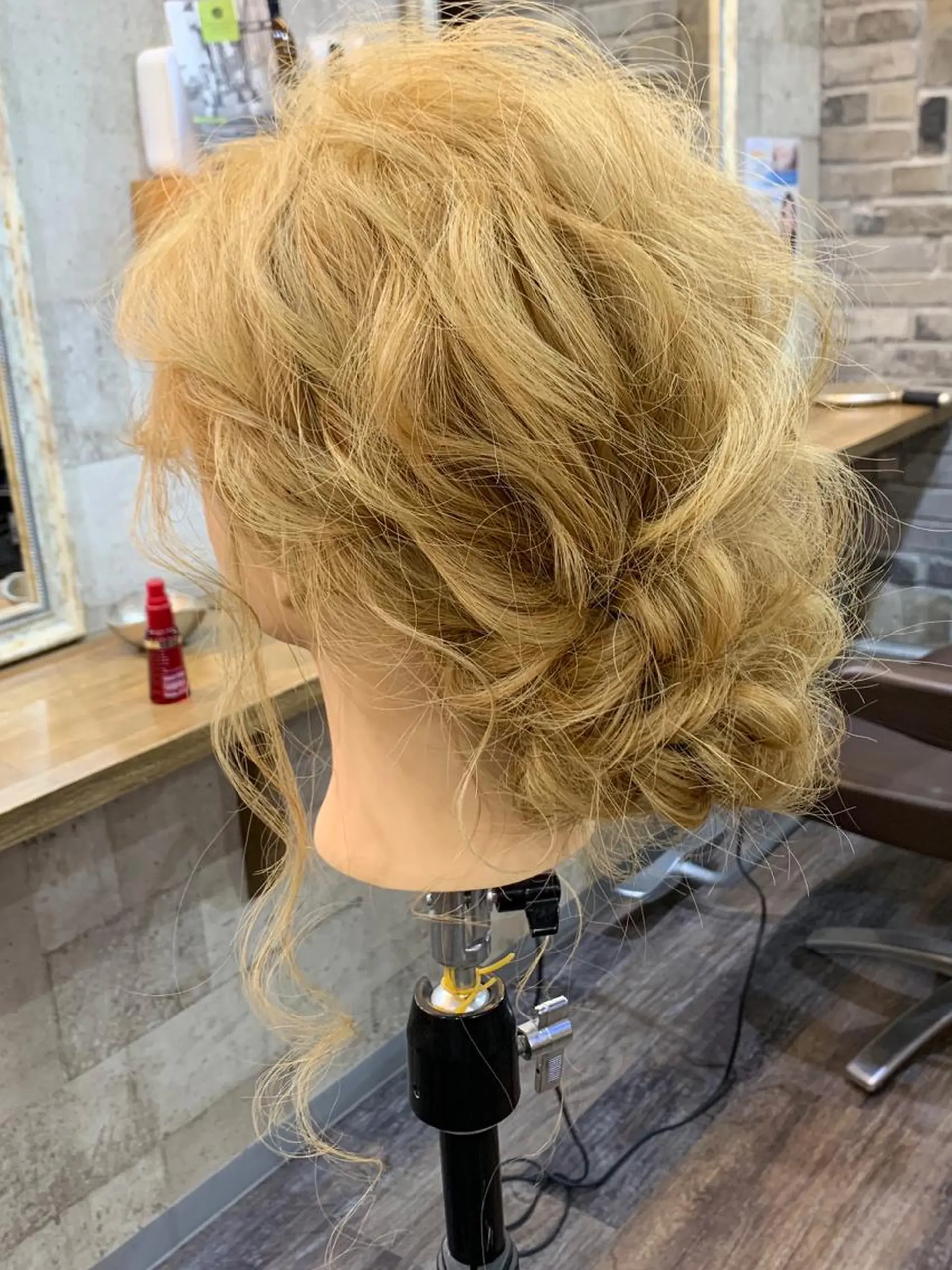 ヘアアレンジ KISS SWAN所属・B E C H I C O〔べち子〕のヘアスタイル