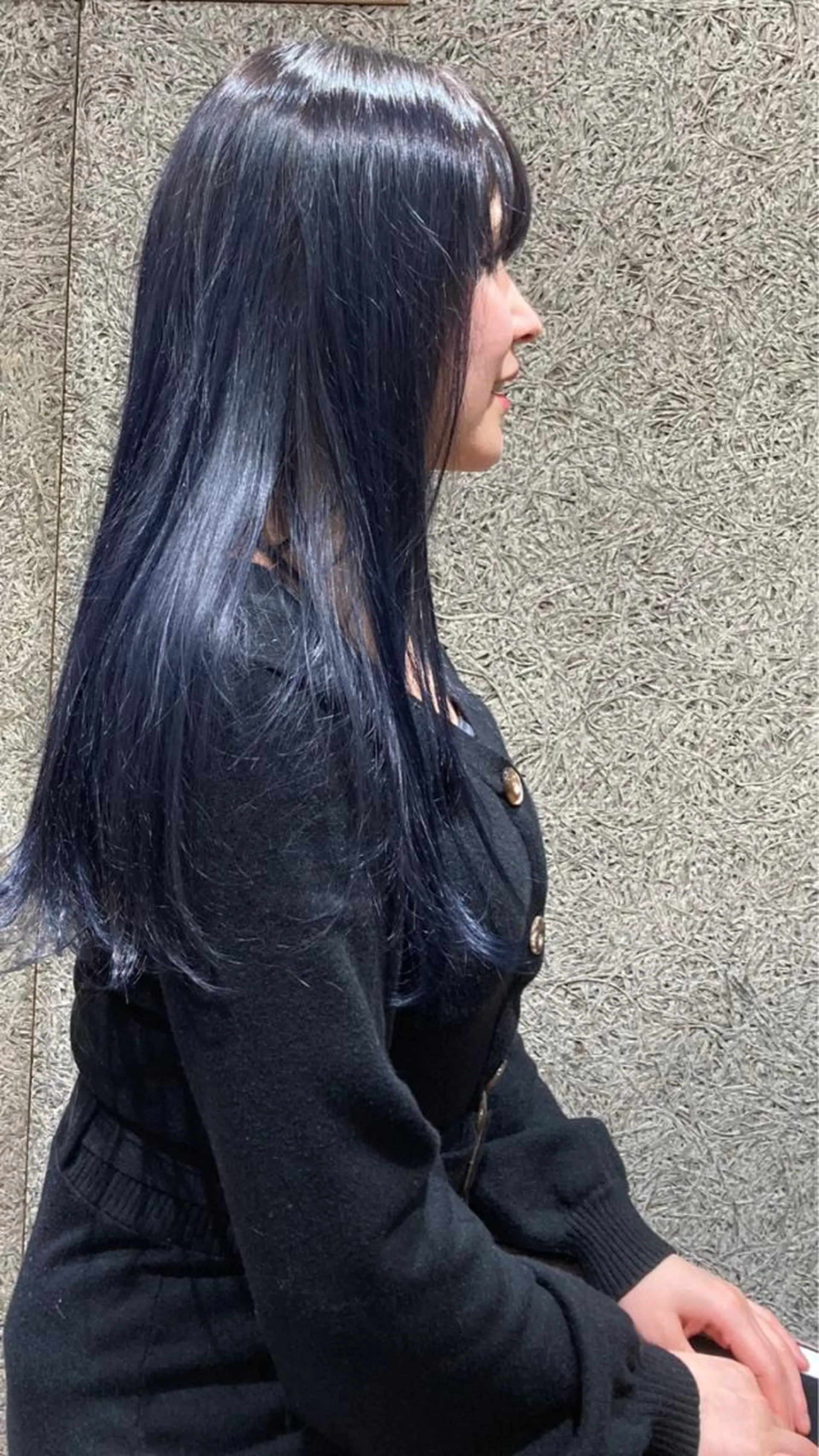 ロング カラー アディクシーカラー ブリーチ ブルーカラー REPPLE(リプル)所属・浅野 順一のヘアスタイル