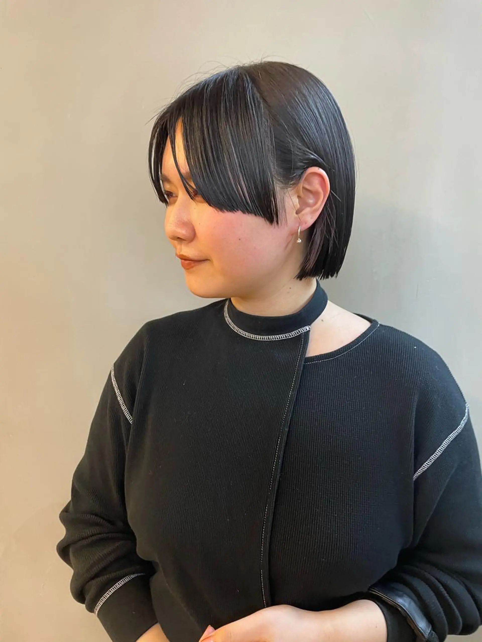 ミディアム カラー パーマ ヘアアレンジ メンズ キッズ ネイル マツエク・マツパ アイブロウ カット ヘアカラー トリートメント tatsumi/ボブ ウルフ/レイヤーのヘアスタイル