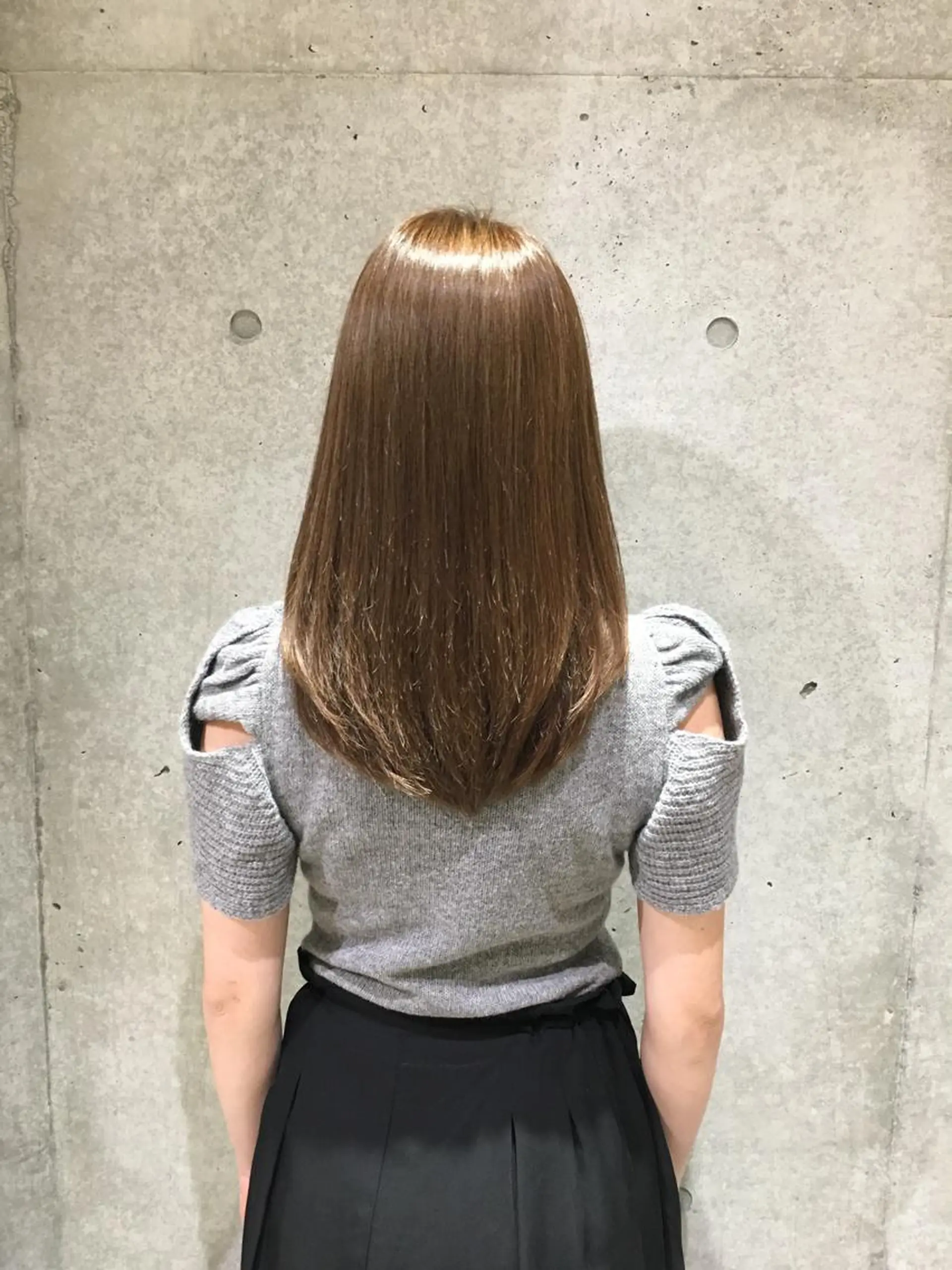 セミロング カラー 井坂 和博のヘアスタイル