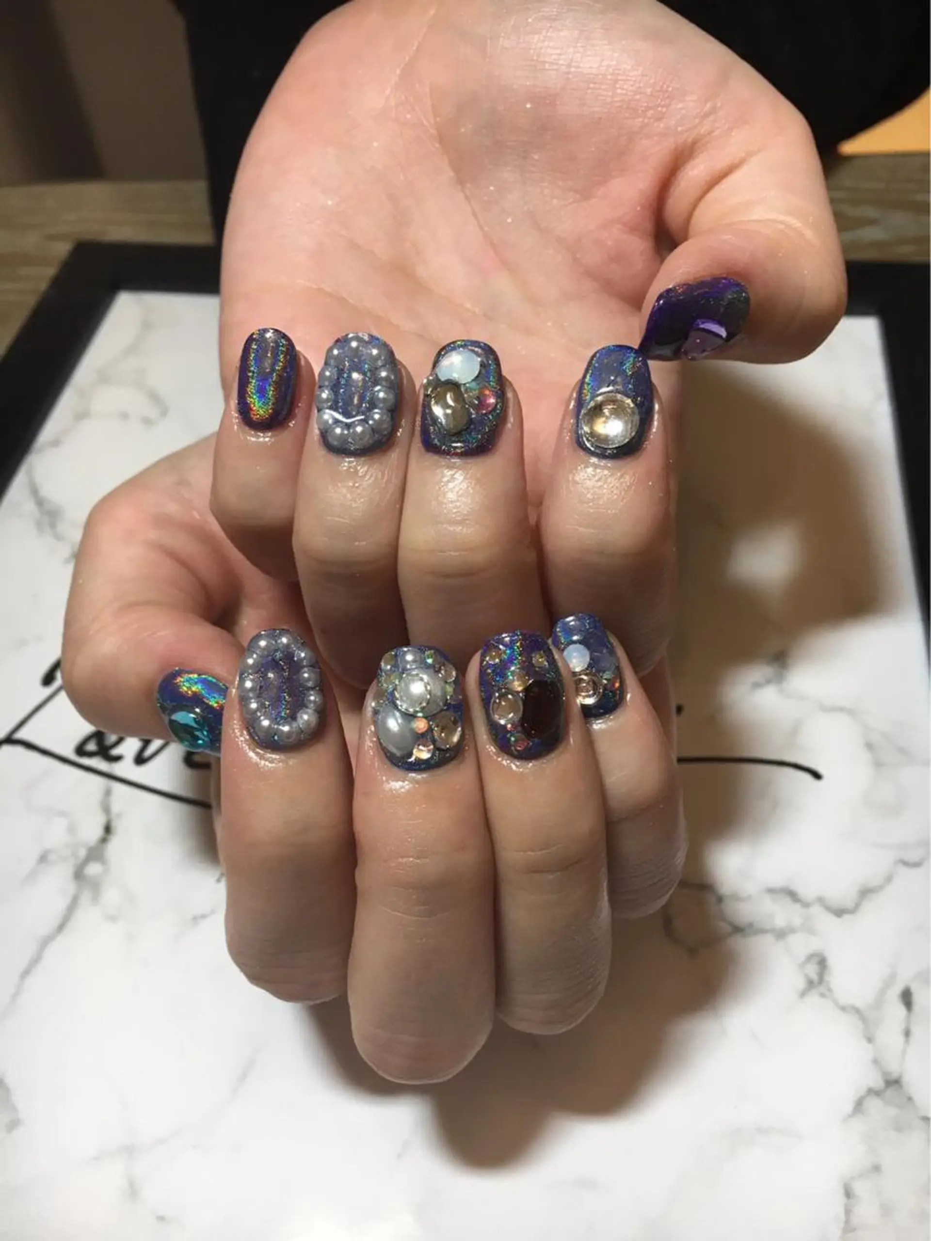 ネイル 持ち込み ハンドネイル LOVE NAIL 💕Sonoのネイルデザイン