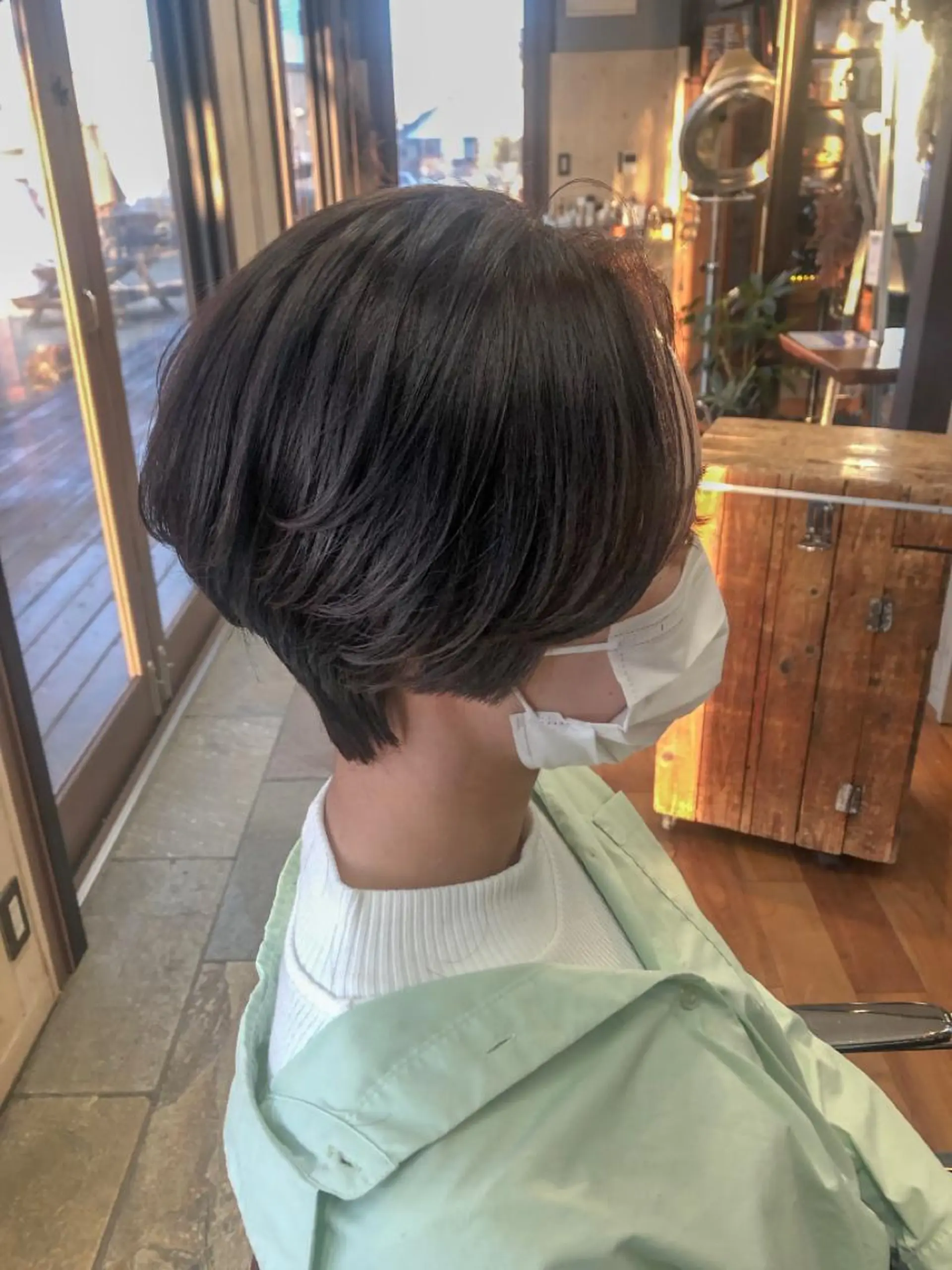 ショート カラー ハンサムショート グレージュ ショートヘア カット NAGON STYLE  MICI所属・佐藤 美聡のヘアスタイル