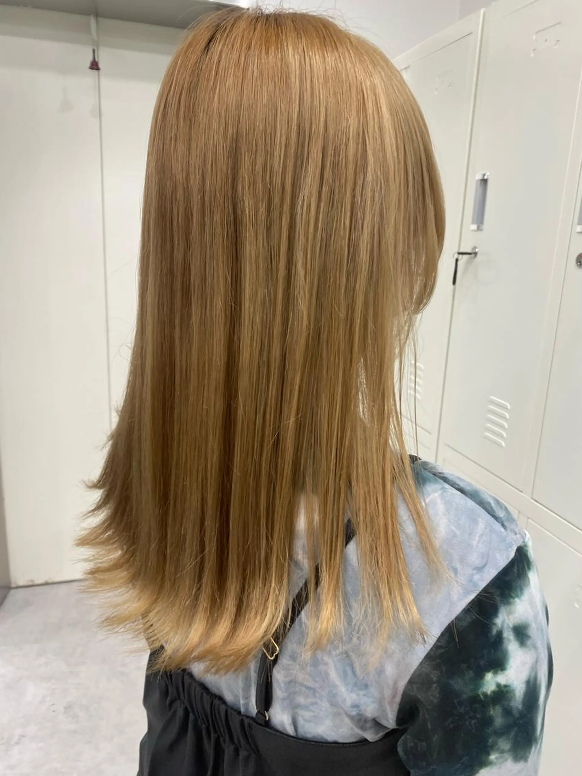 セミロング hair salon dot.tokyo color所属・MANAMI 🥀ウルフカットのヘアスタイル