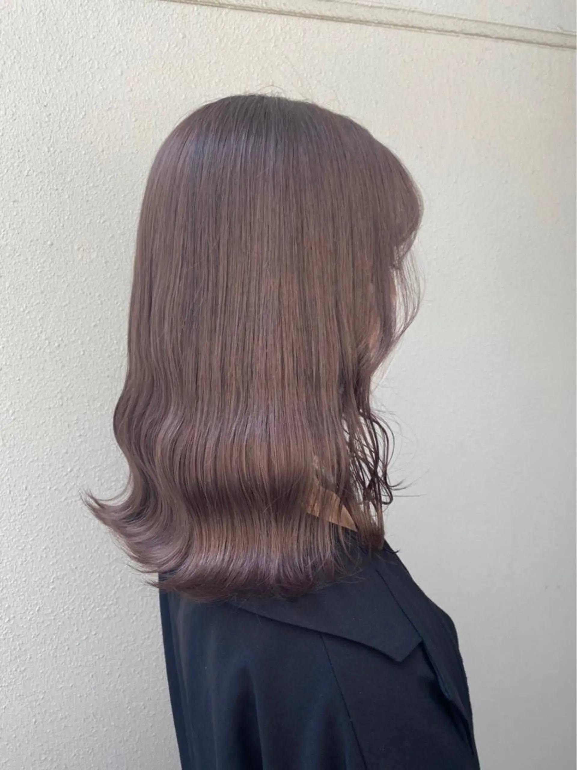 ミディアム カラー グレージュ ラベンダーカラー ラベンダーグレージュ ラベンダーグレー 遠藤沙也加 /レイヤーカットのヘアスタイル