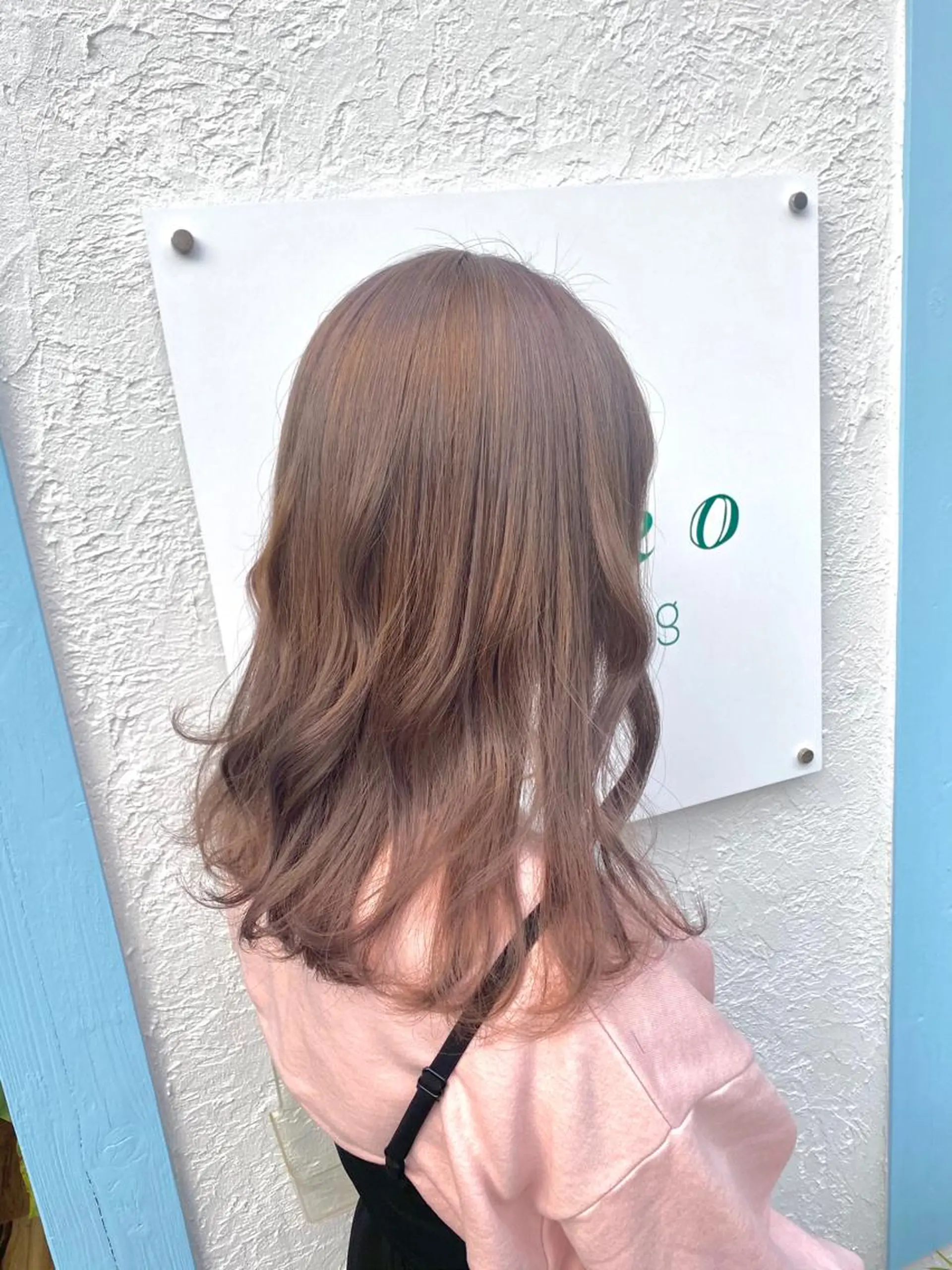 セミロング mare所属・＊＊＊ natsumiのヘアスタイル