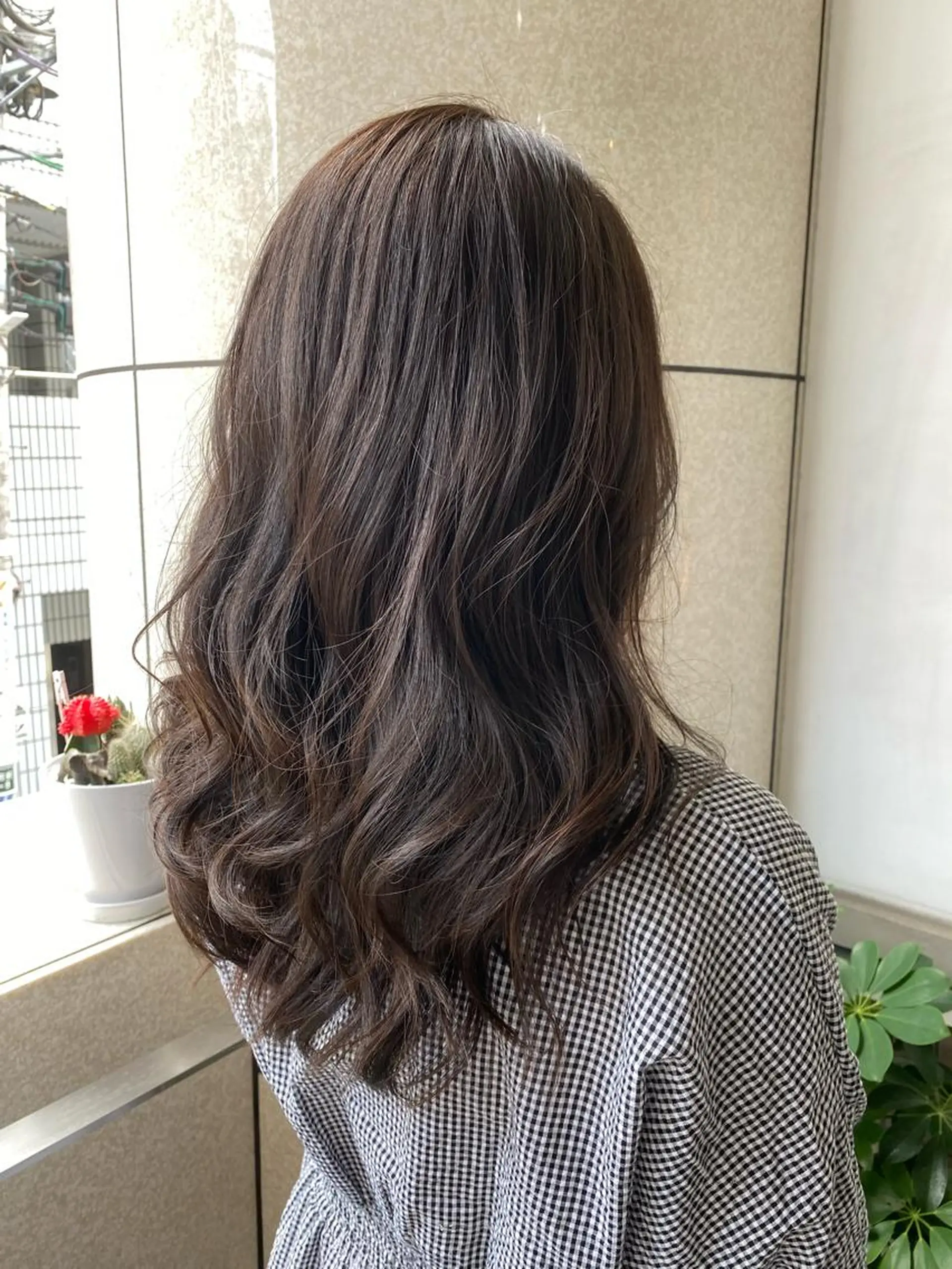 ロング カラー グレージュ 髪質改善 トリートメント ヘアカラー トリートメント 統括マネージャー/ 髪のドクター/前原悟のヘアスタイル