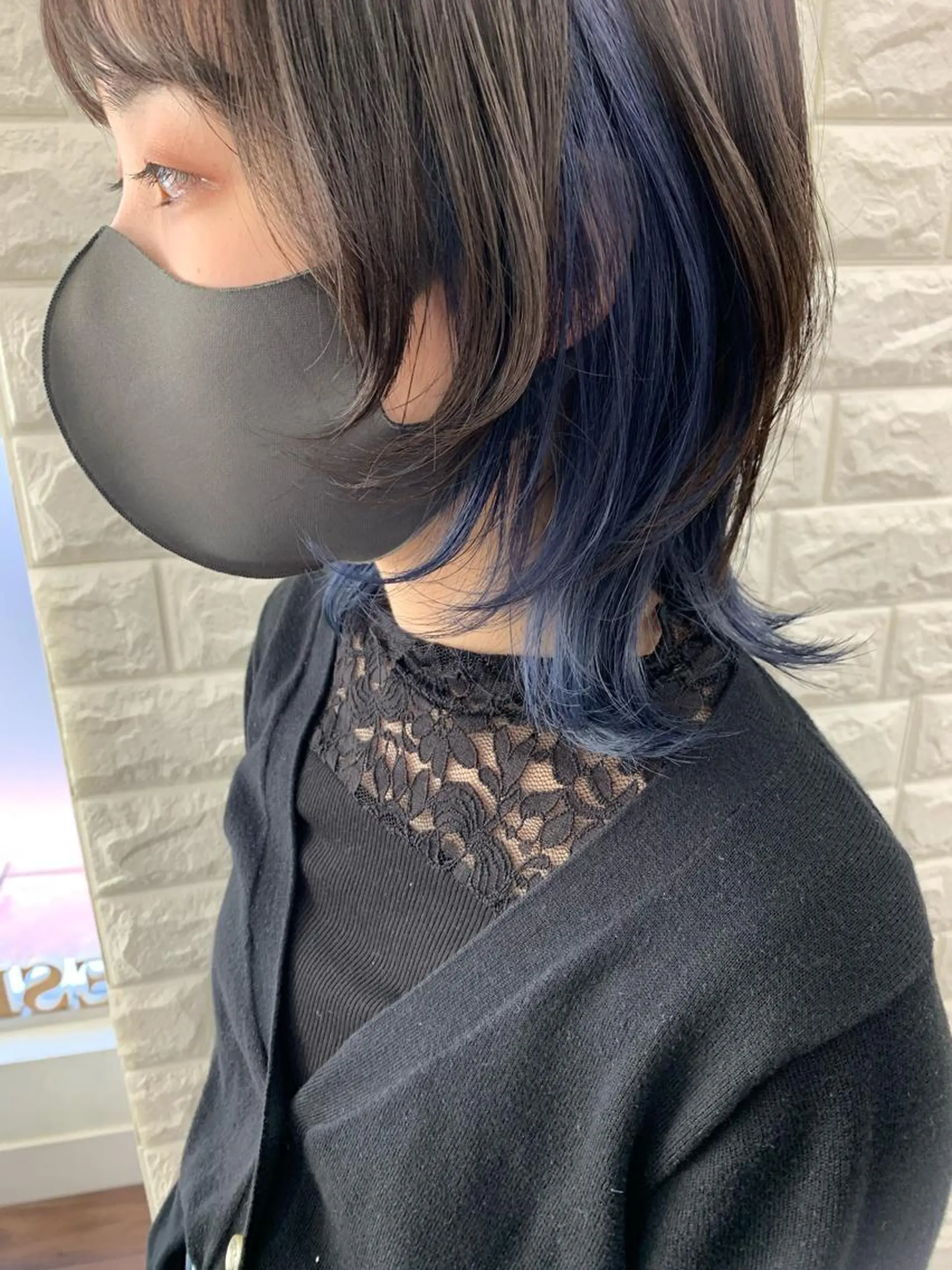 ミディアム カラー SALOWIN新宿三丁目 Frente店所属・薄田 珠美のヘアスタイル