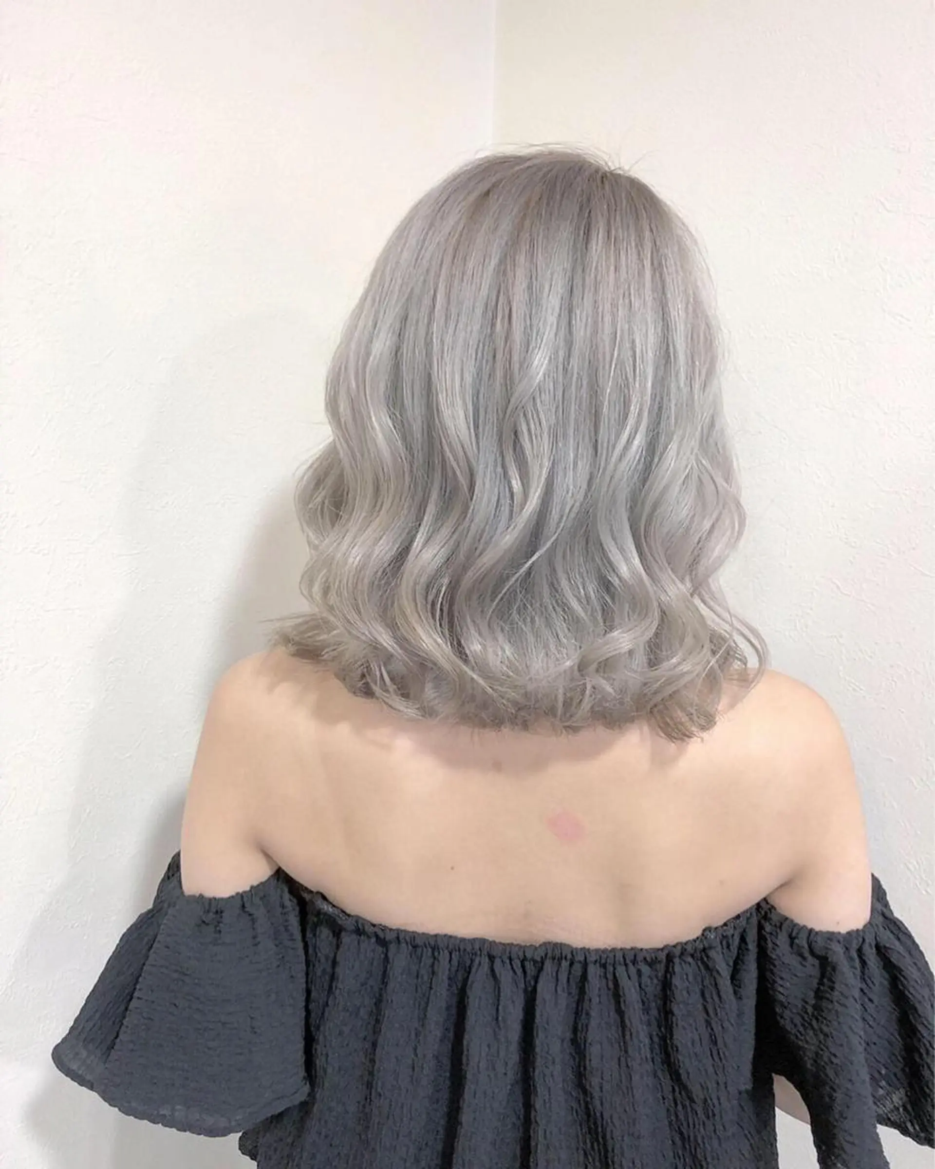 ミディアム ヤマグチ ヒカルのヘアスタイル