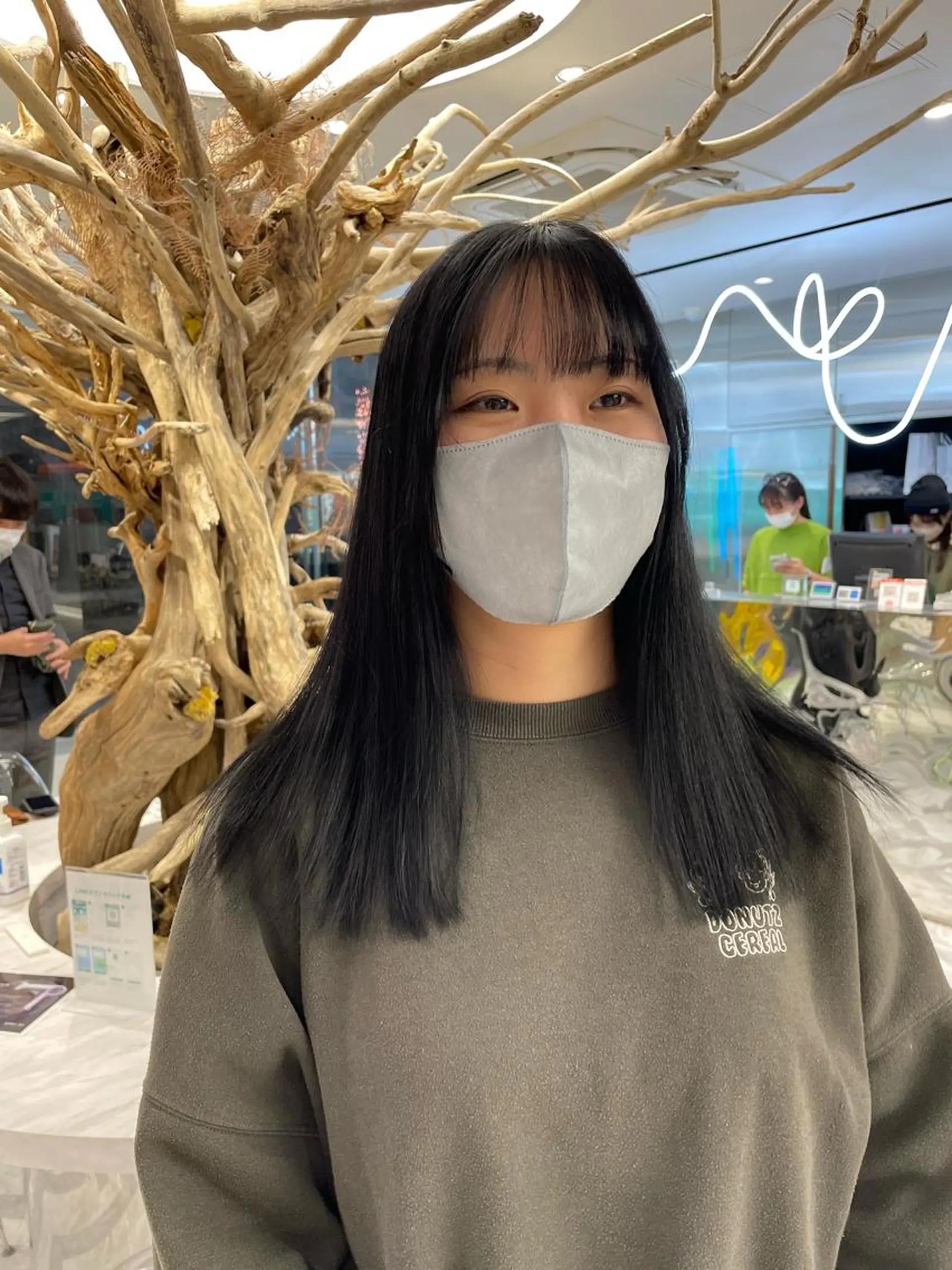セミロング カラー ヘアカラー 🧁はるひ/ ZEST八王子🟡のヘアスタイル