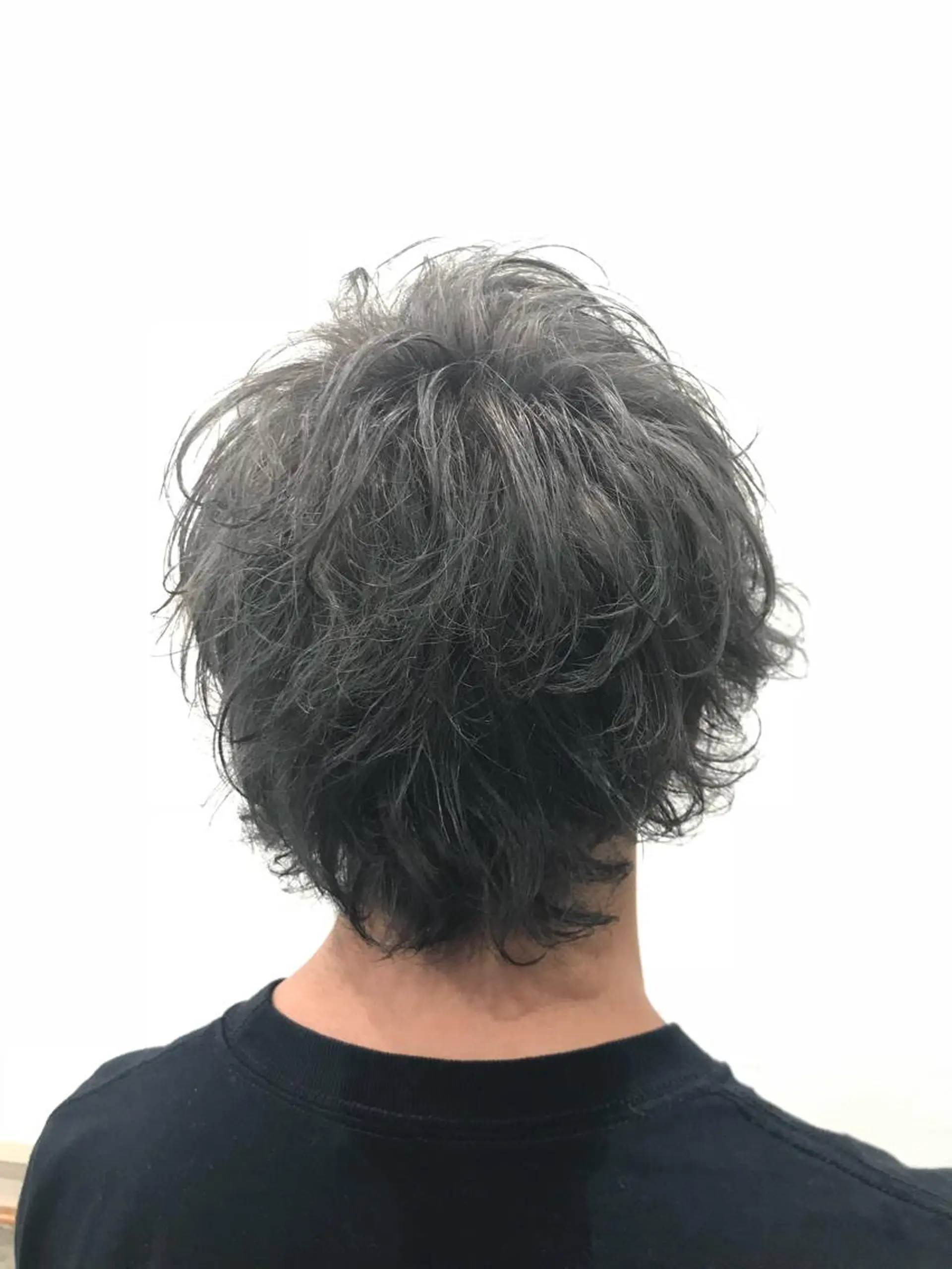 ショート カラー メンズ メンズブリーチ ブリーチ シルバー 【店長】 草間大輔のヘアスタイル