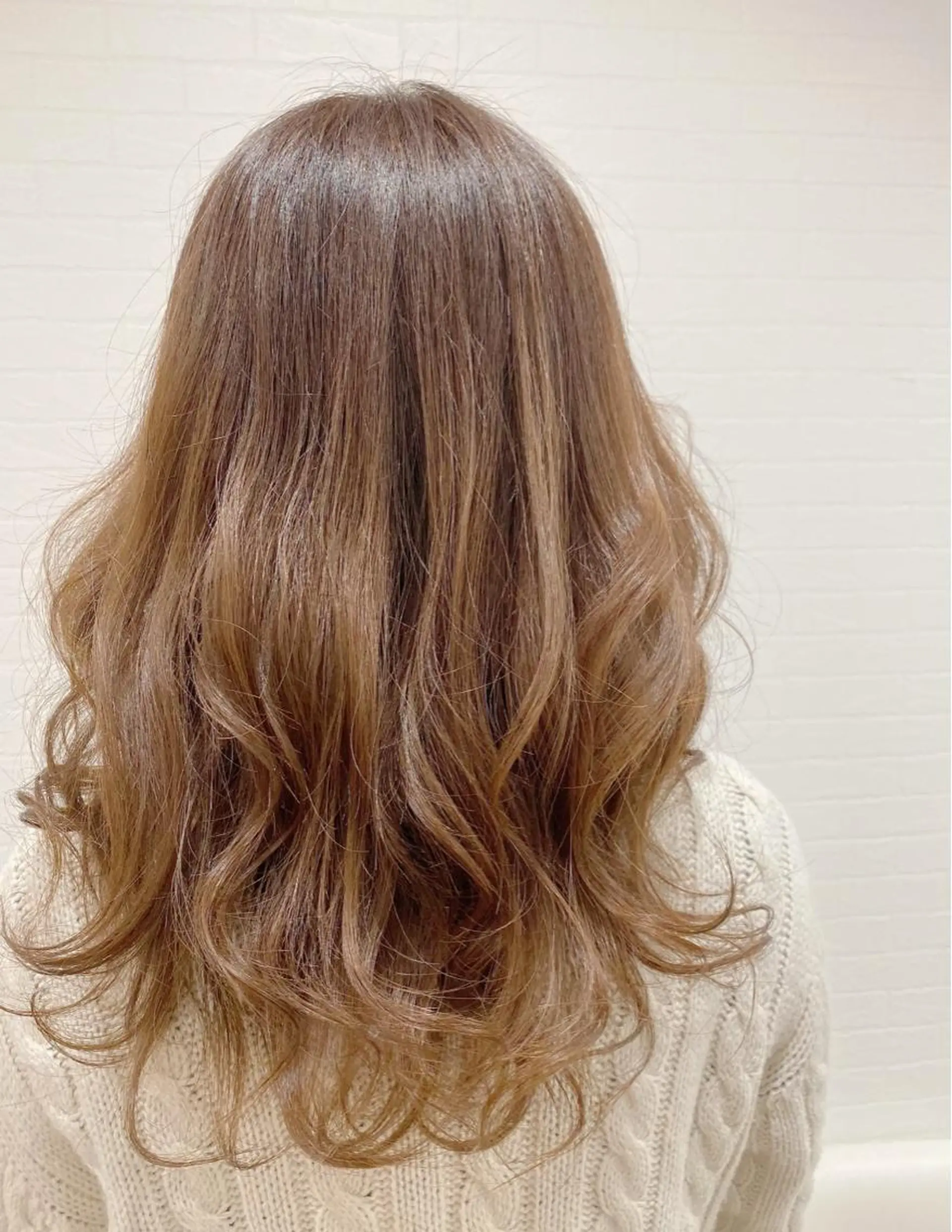 カラー GRANLUSSO 〜グランルッソ駅前店所属・木口 嘉美のヘアスタイル