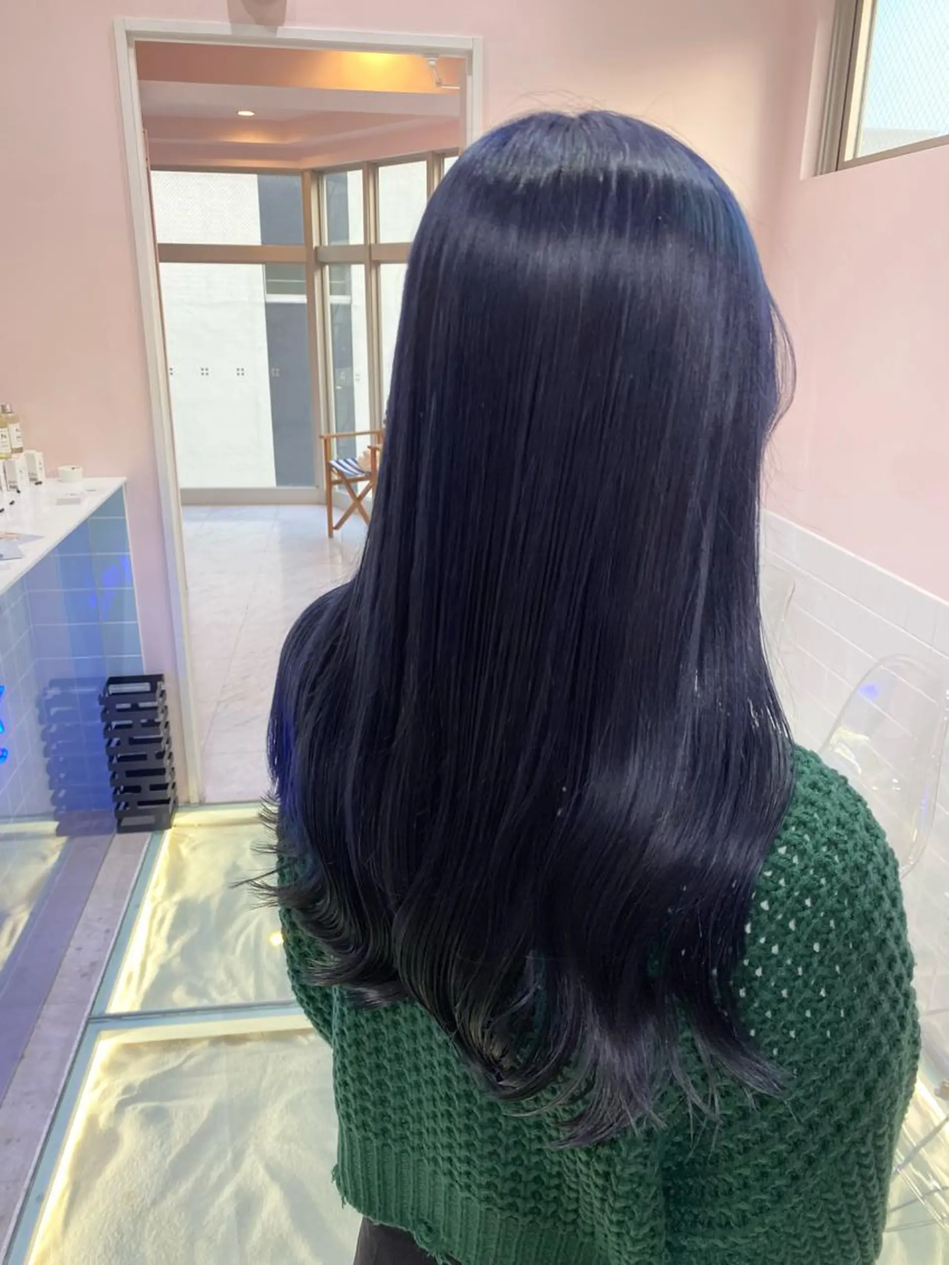 カラー 黒髪 ブリーチ ブルーカラー ブルーブラック ヘアカラー トリートメント ヘアセット 楓🦋韓国系レイヤー / 透明感カラー🤍のヘアスタイル