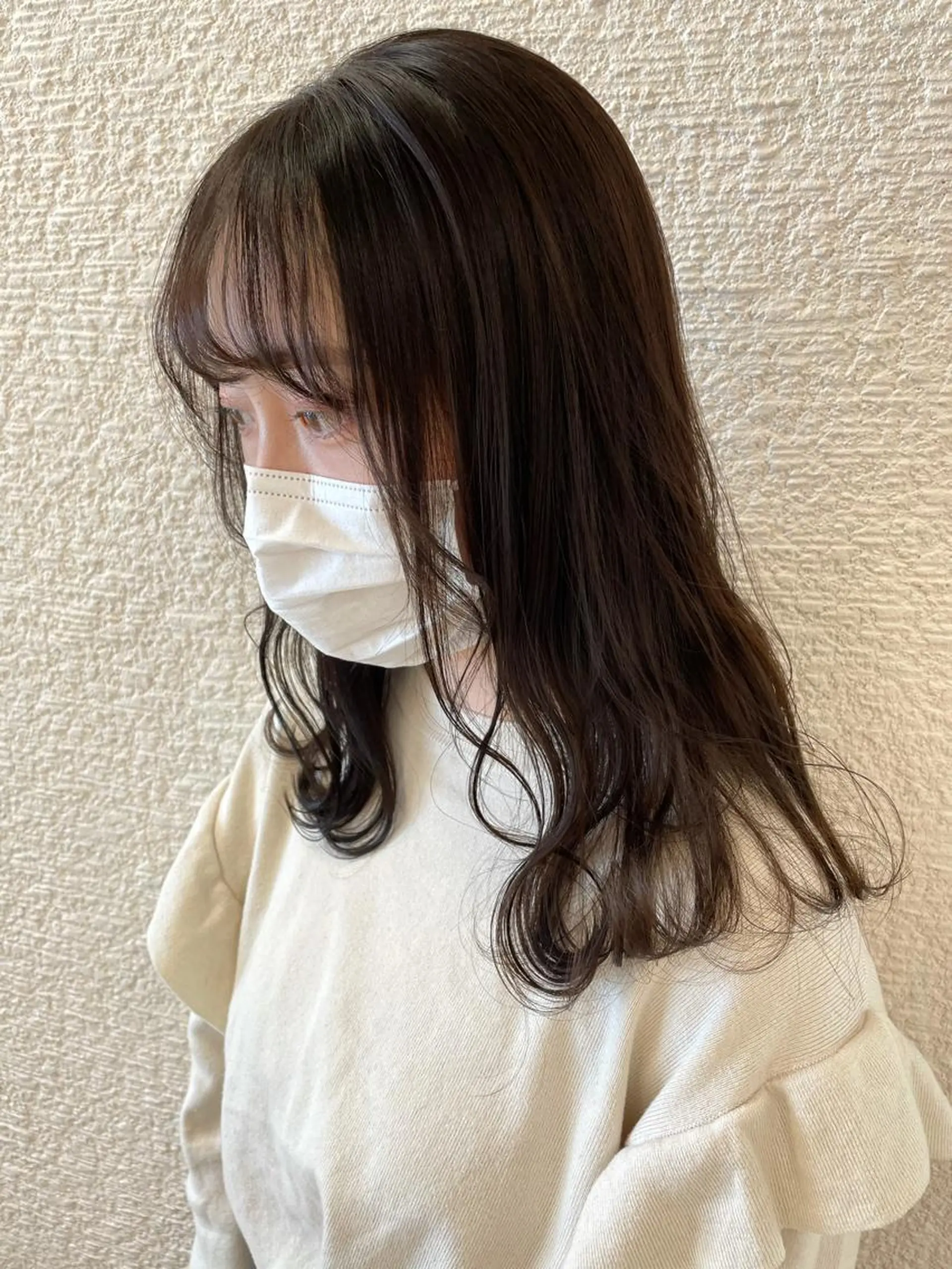 ロング カラー カット ヘアカラー トリートメント 顔まわりカット✄ ベージュカラー🧸のヘアスタイル