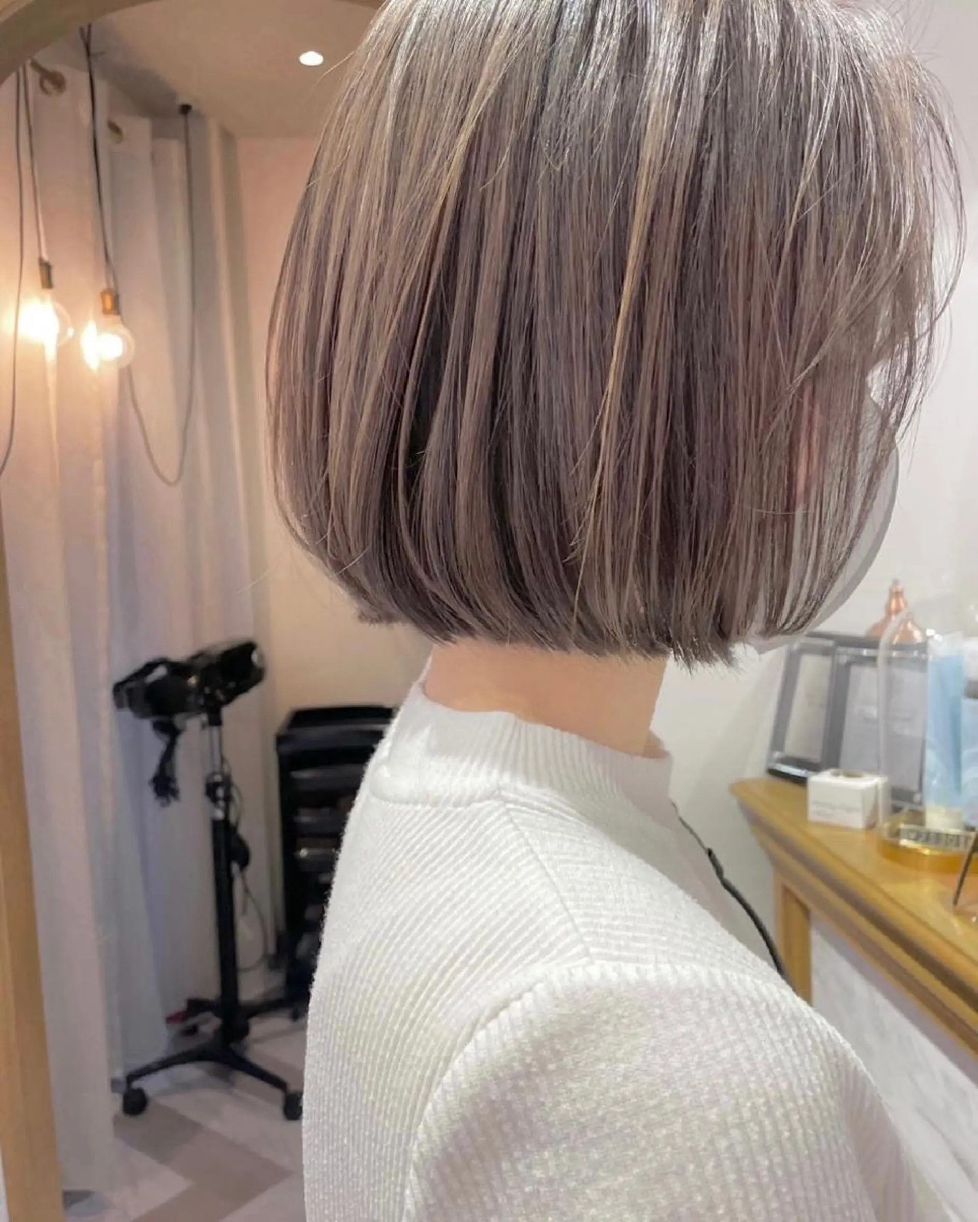 ショート ボブ ヘアカラー トリートメント 本田 奈穂美のヘアスタイル
